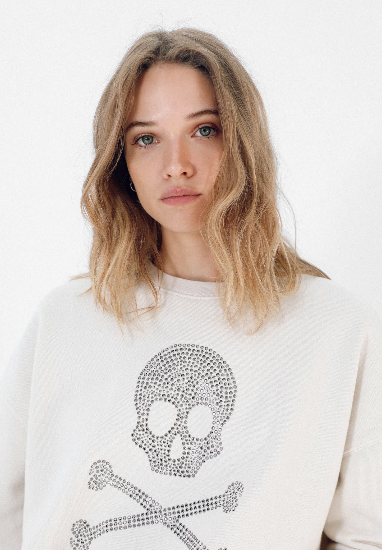 BIG SKULL SWEATER