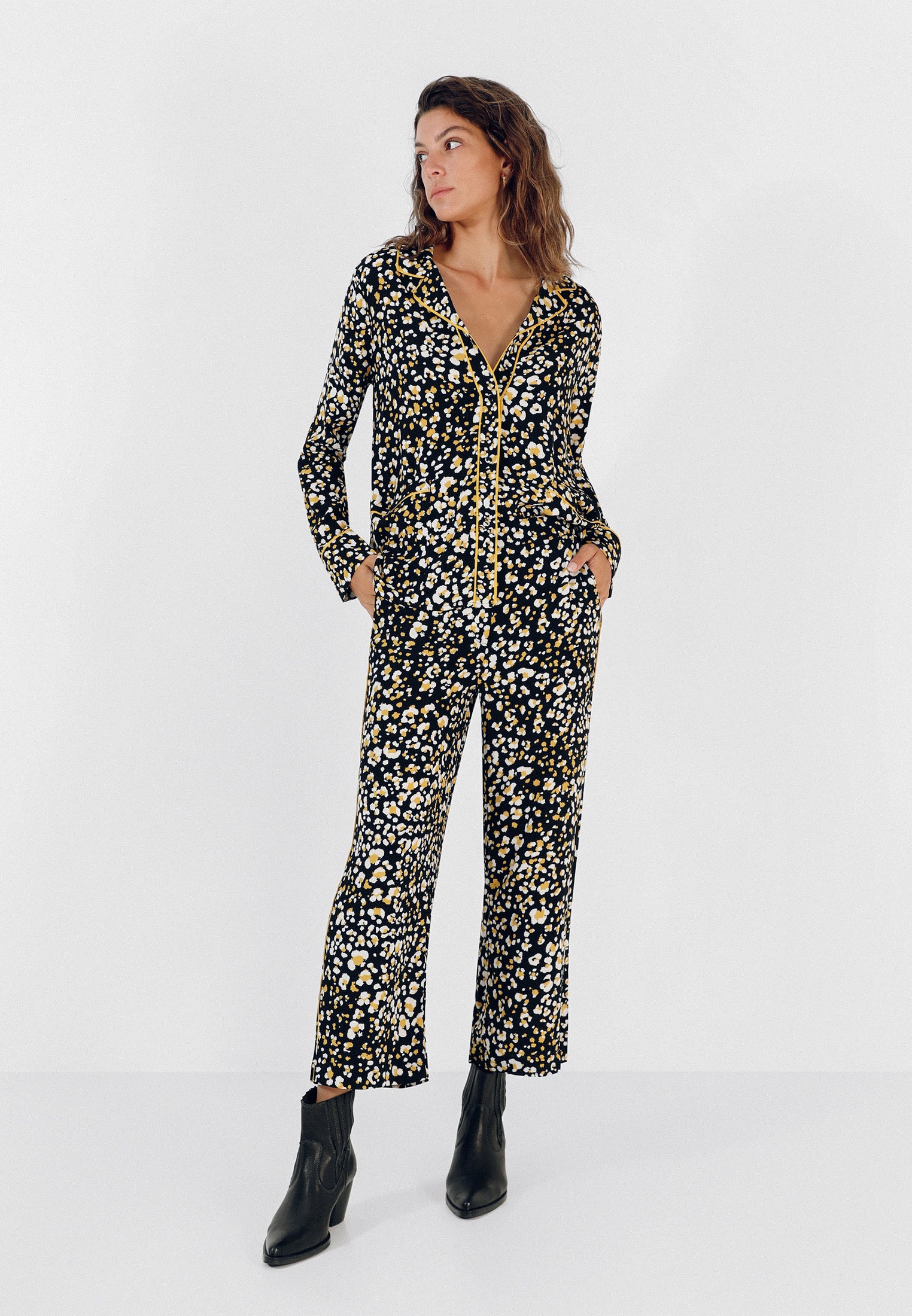 PANTALÓN PIJAMERO ANIMAL PRINT