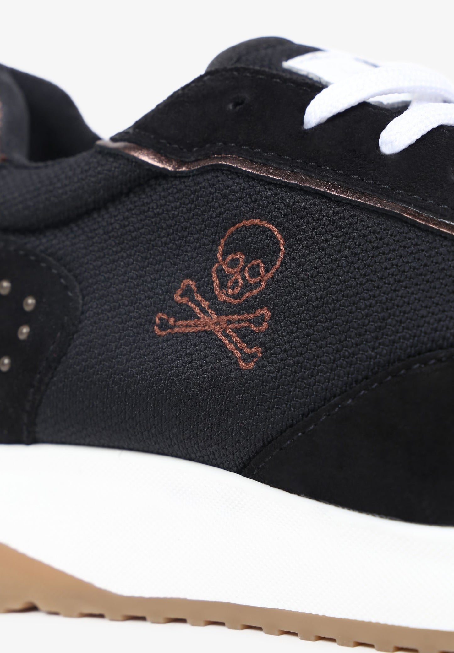 SNEAKERS SUELA ANCHA