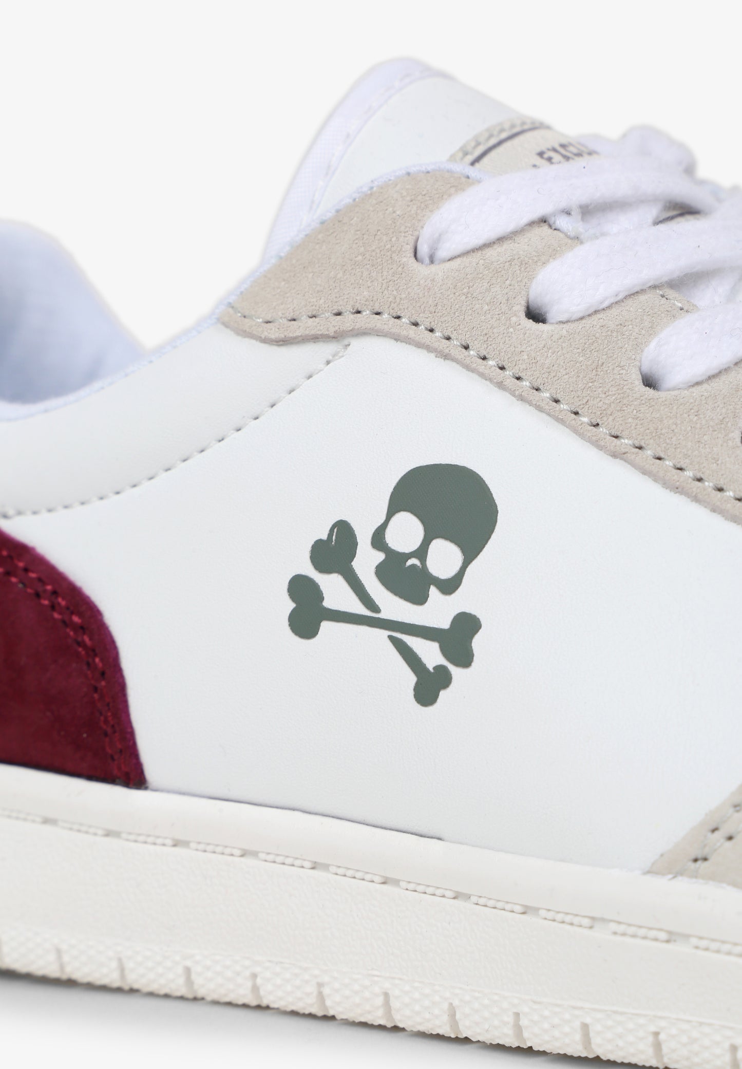 SNEAKERS PIEL DETALLE CONTRASTE