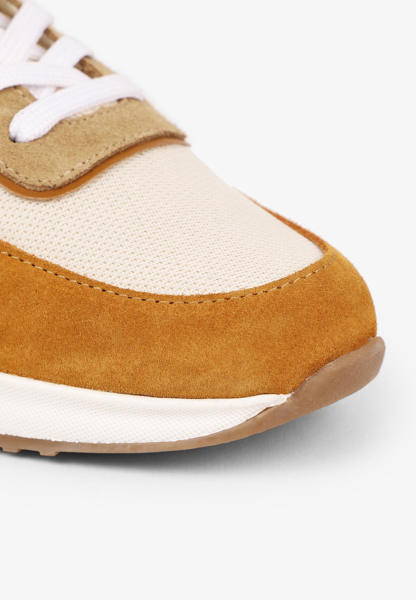 SNEAKERS SUELA ANCHA