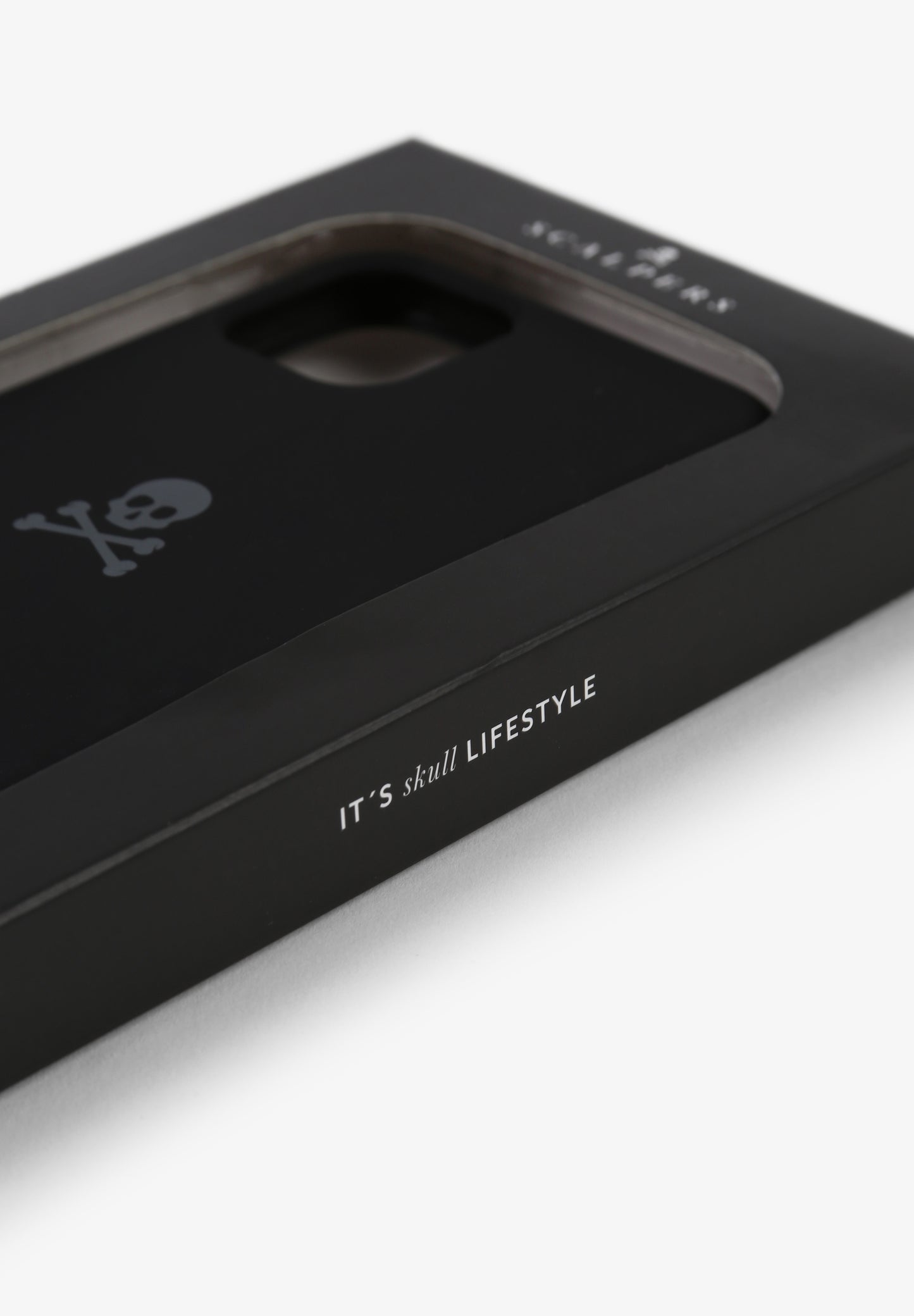 FUNDA IPHONE 11 PRO SCALPERS