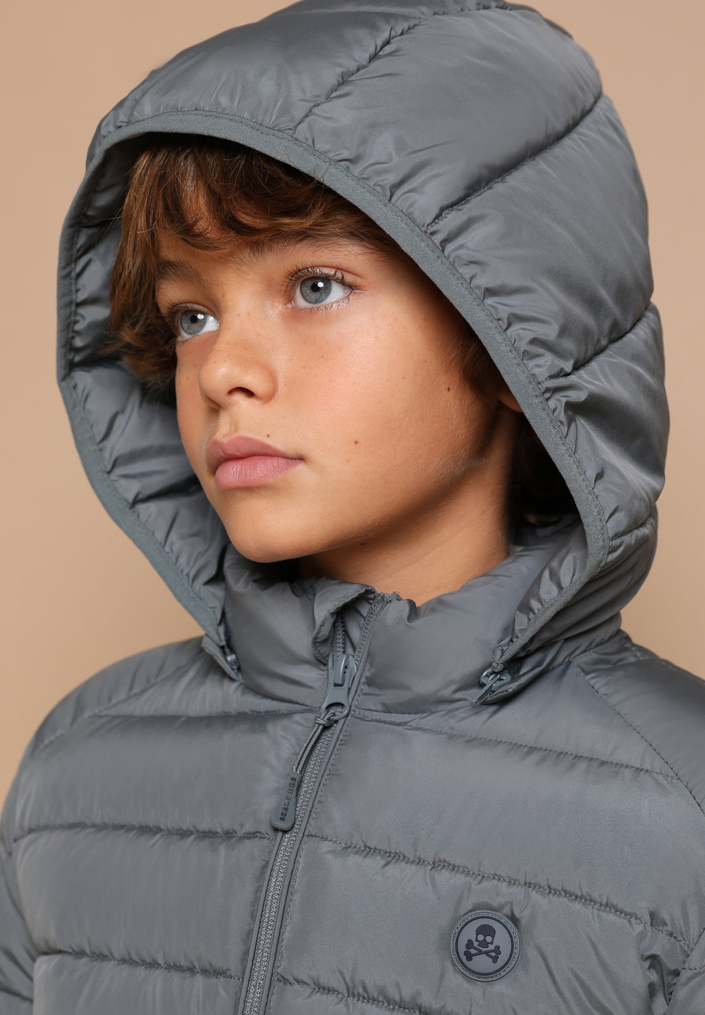 ABRIGO ACOLCHADO CALAVERA