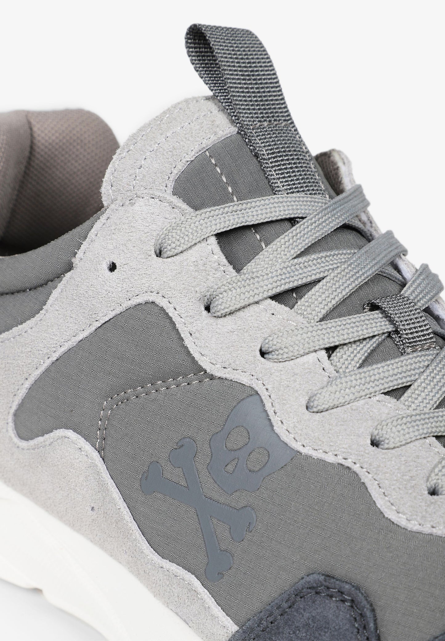 SNEAKERS CONFORT CALAVERA