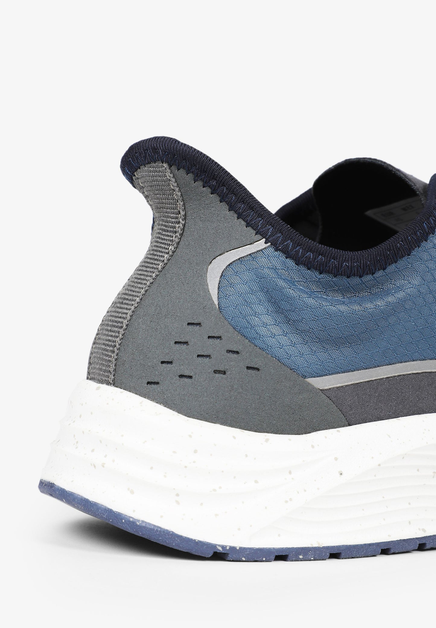 SNEAKERS TÉCNICAS TRAIL