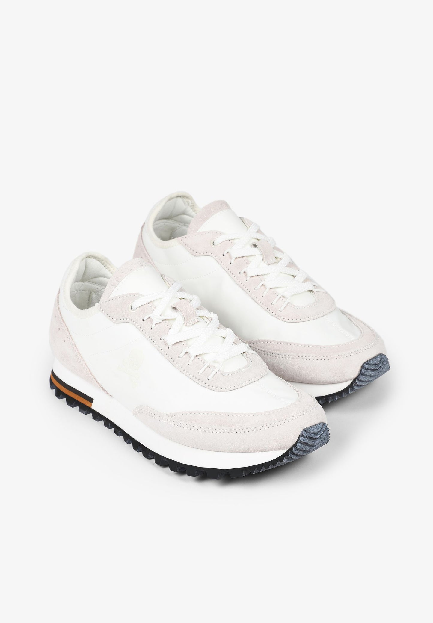 SNEAKERS LIGERAS DETALLE SUELA