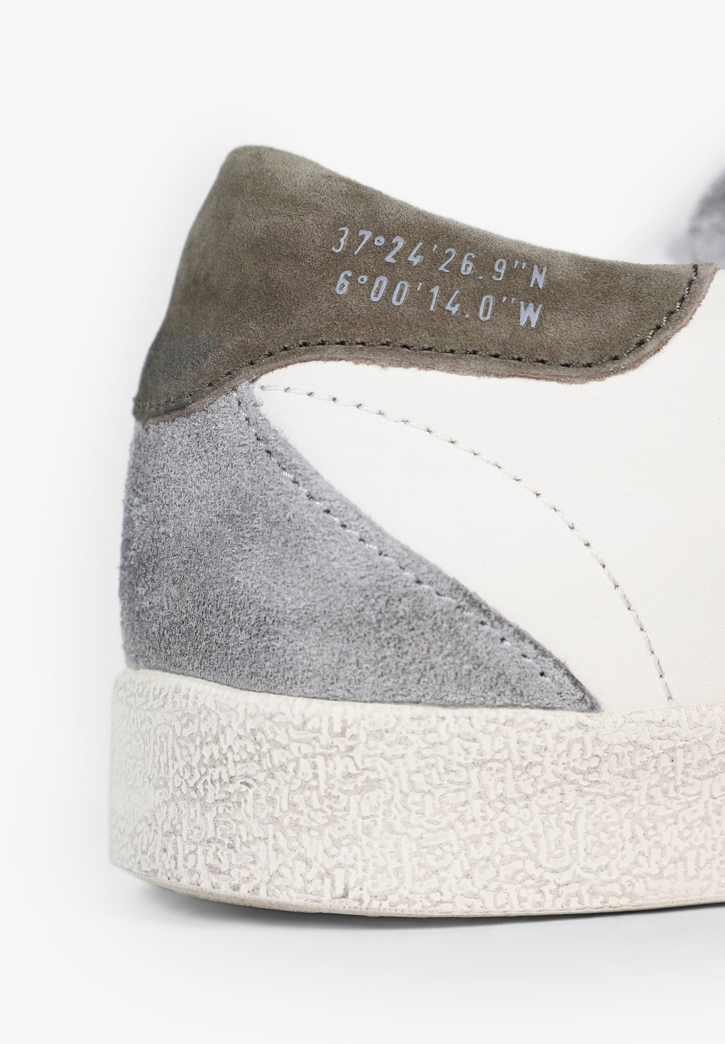 SNEAKERS BAJAS ENVEJECIDAS