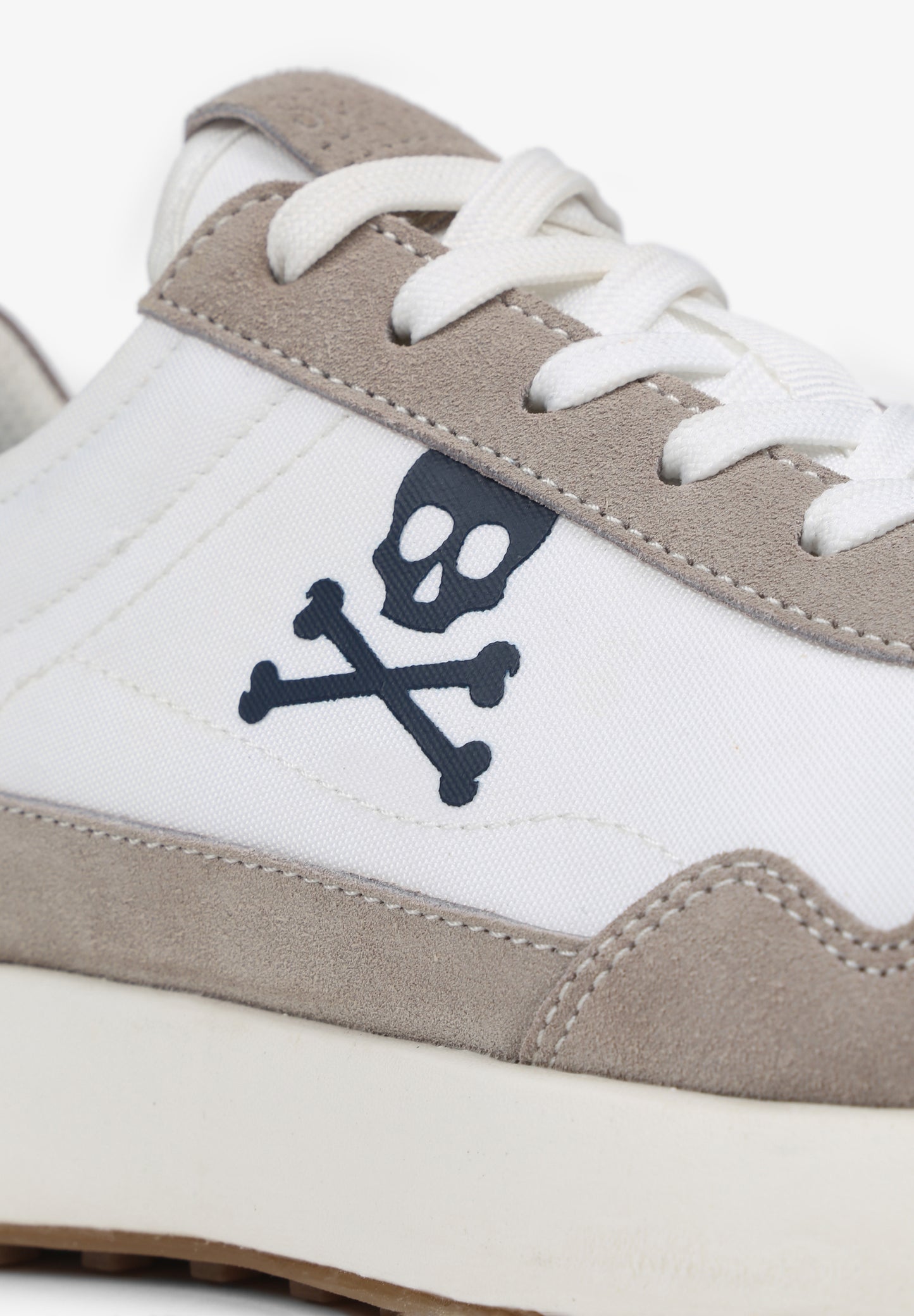 SNEAKERS SUELA ESPECIAL