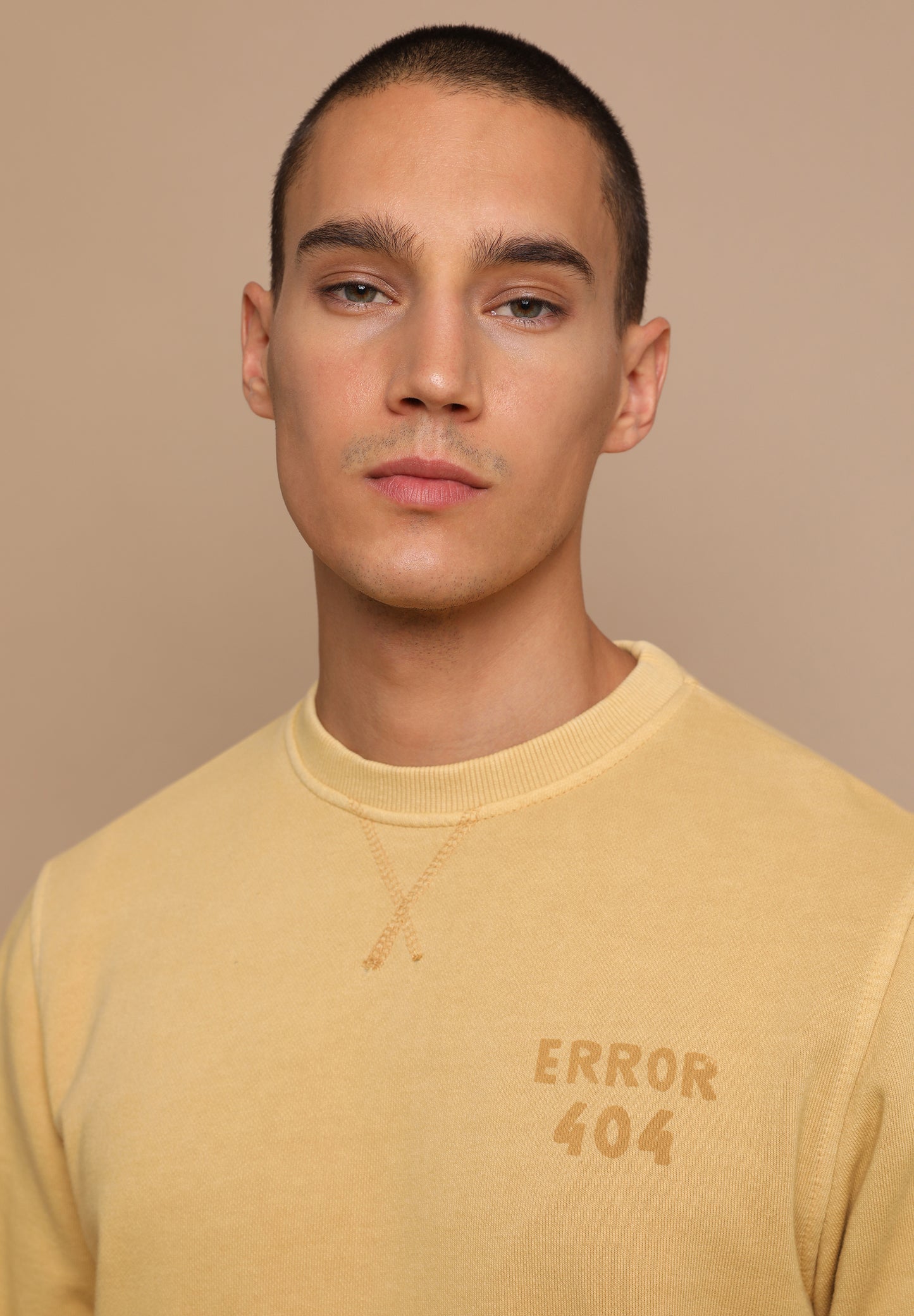 SUDADERA PRINT TRASERO REDONDO