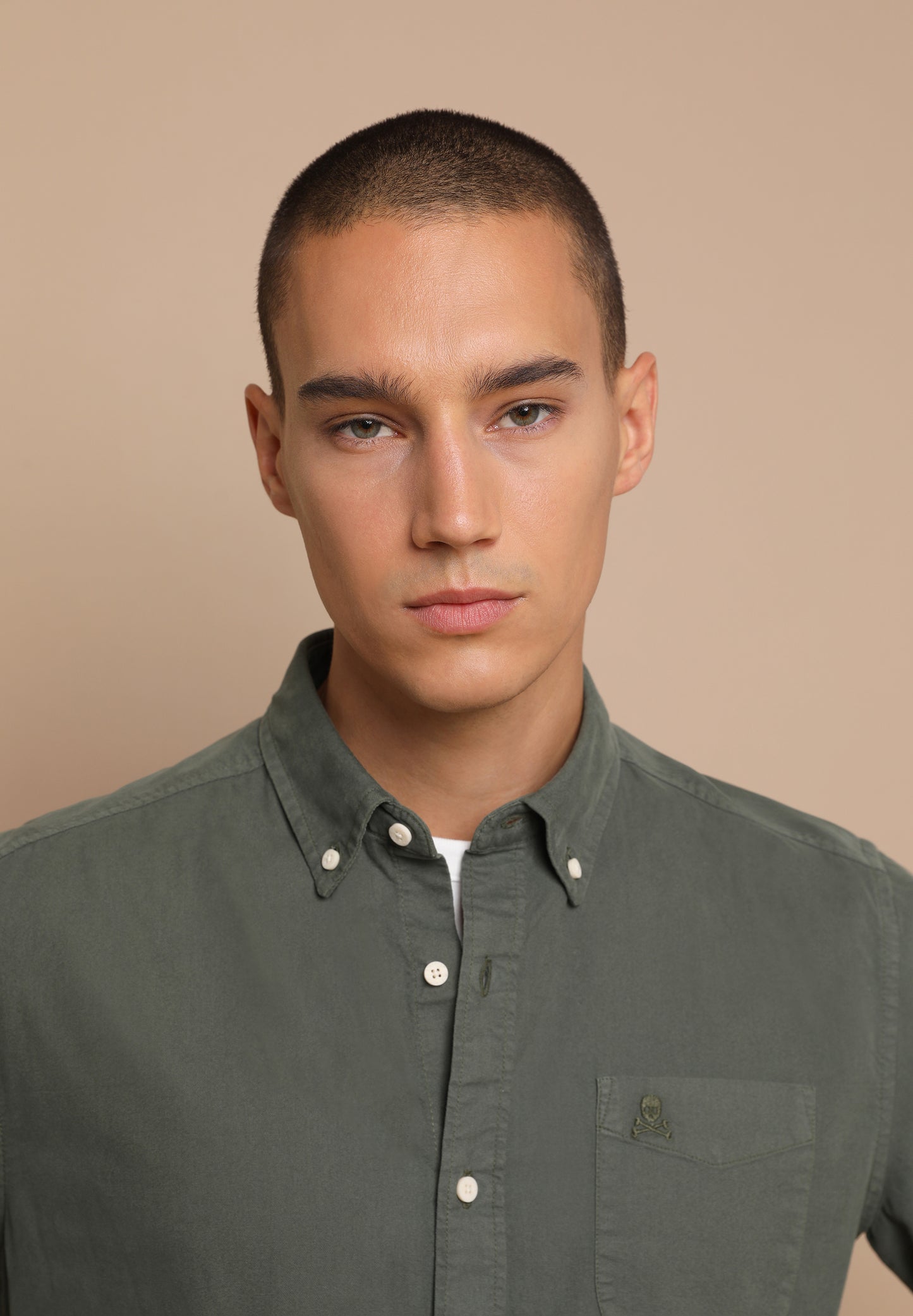 CAMISA CUELLO BOTONES