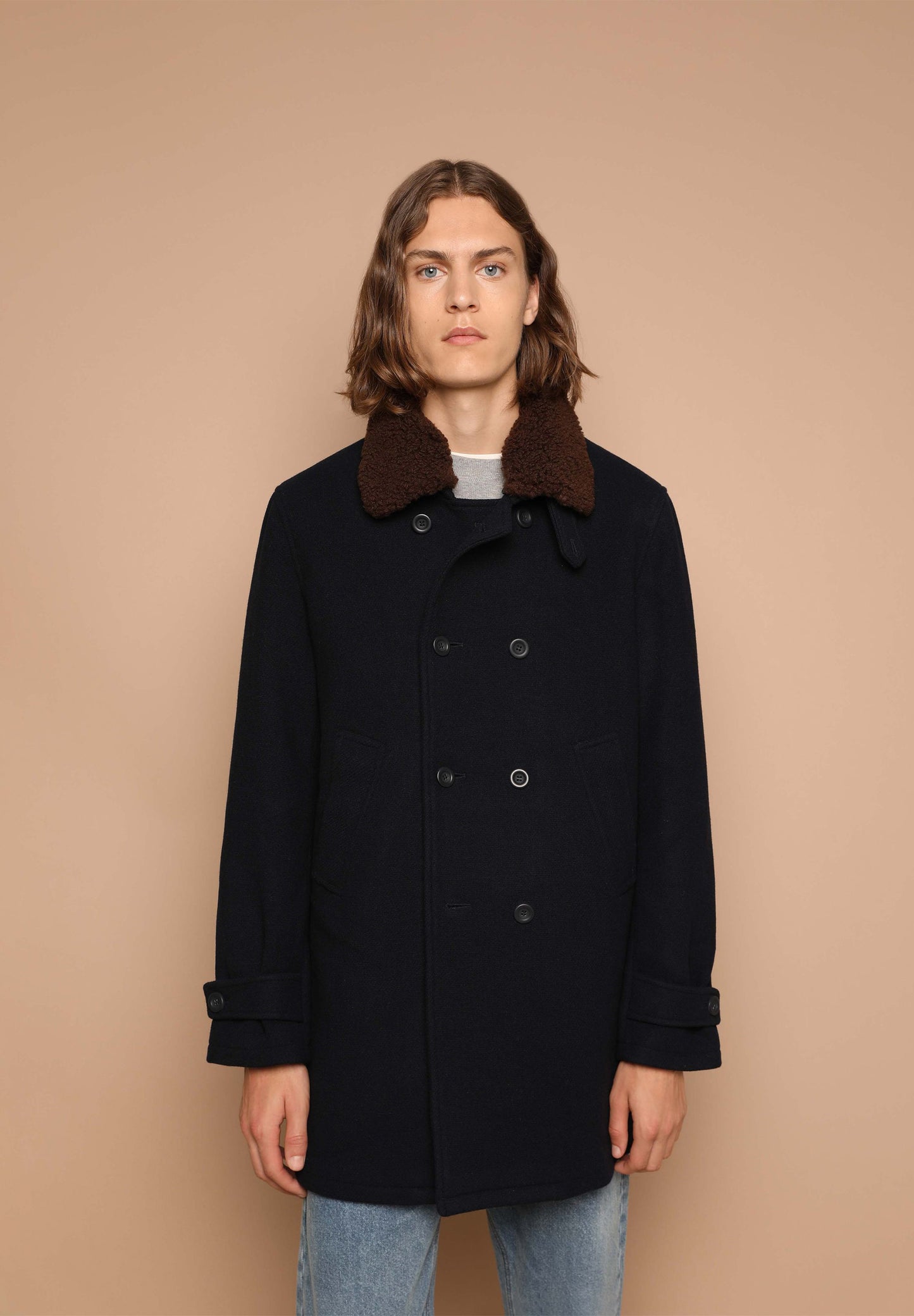 ABRIGO CUELLO BORREGO