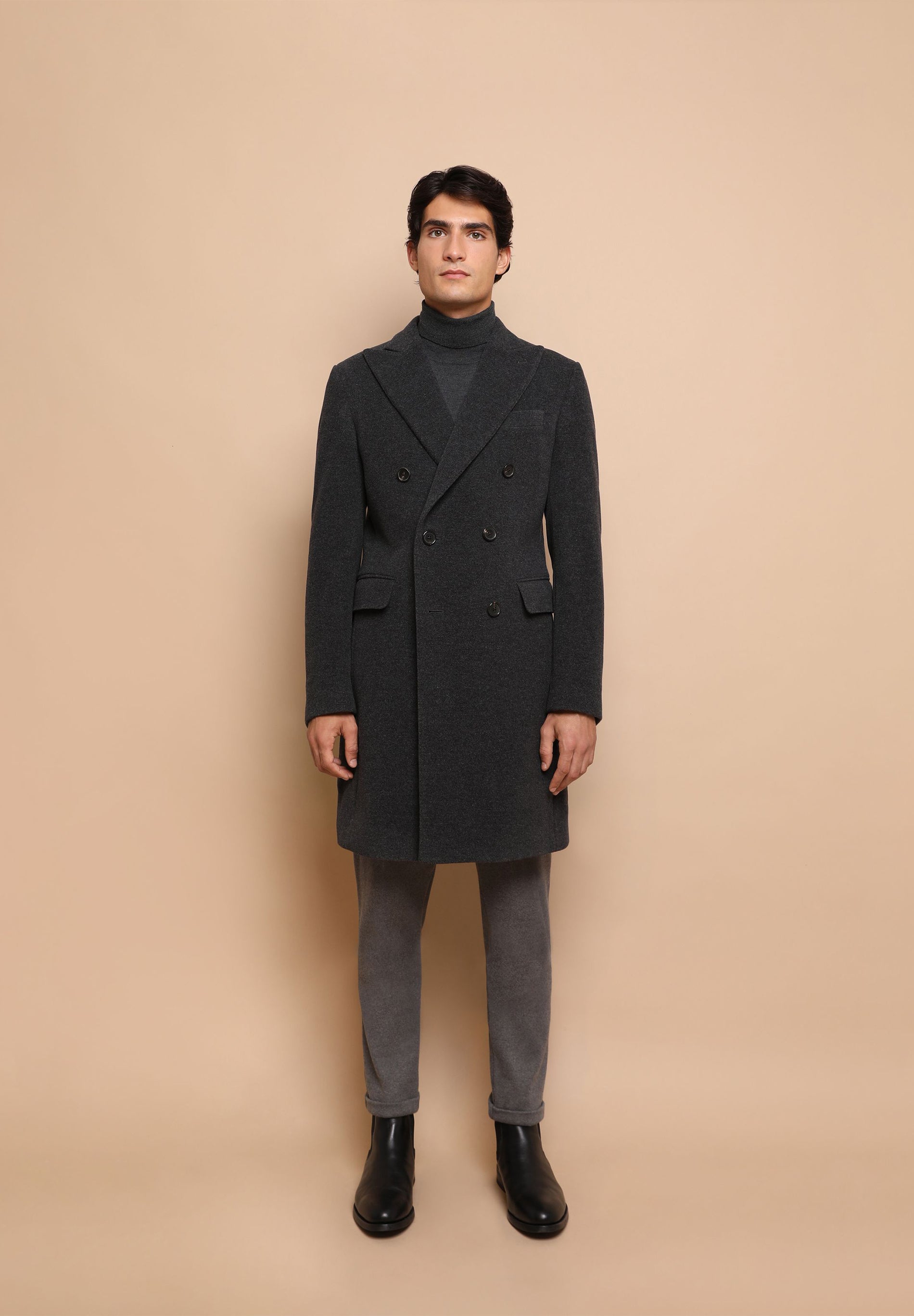 ABRIGO PREMIUM SOLAPA PUNTA DE LANZA