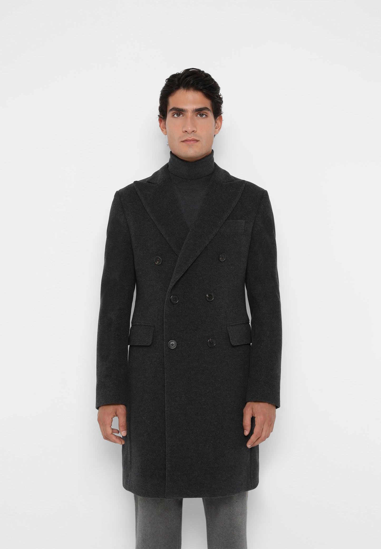 ABRIGO PREMIUM SOLAPA PUNTA DE LANZA