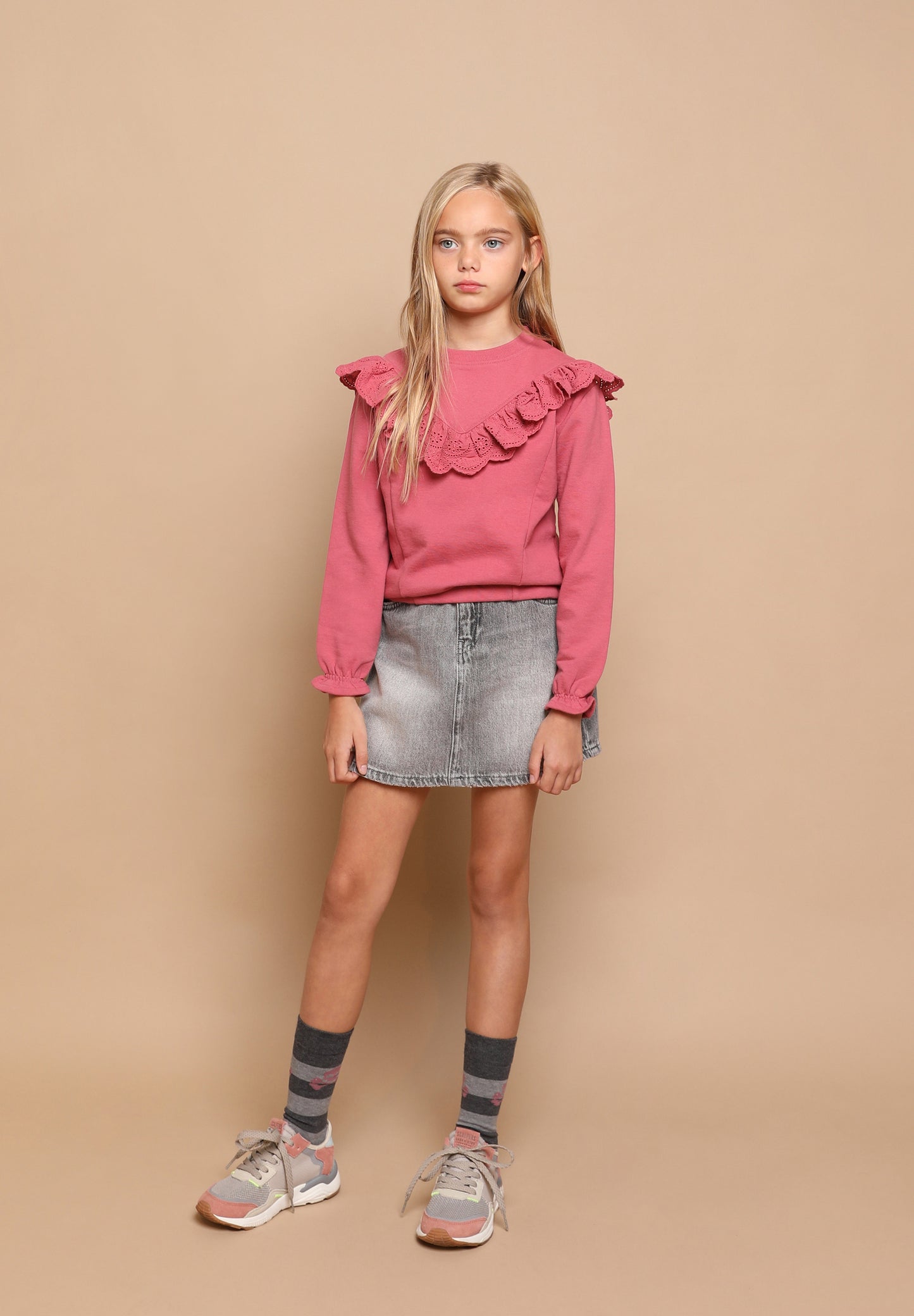 SUDADERA VOLANTE BRODERIE