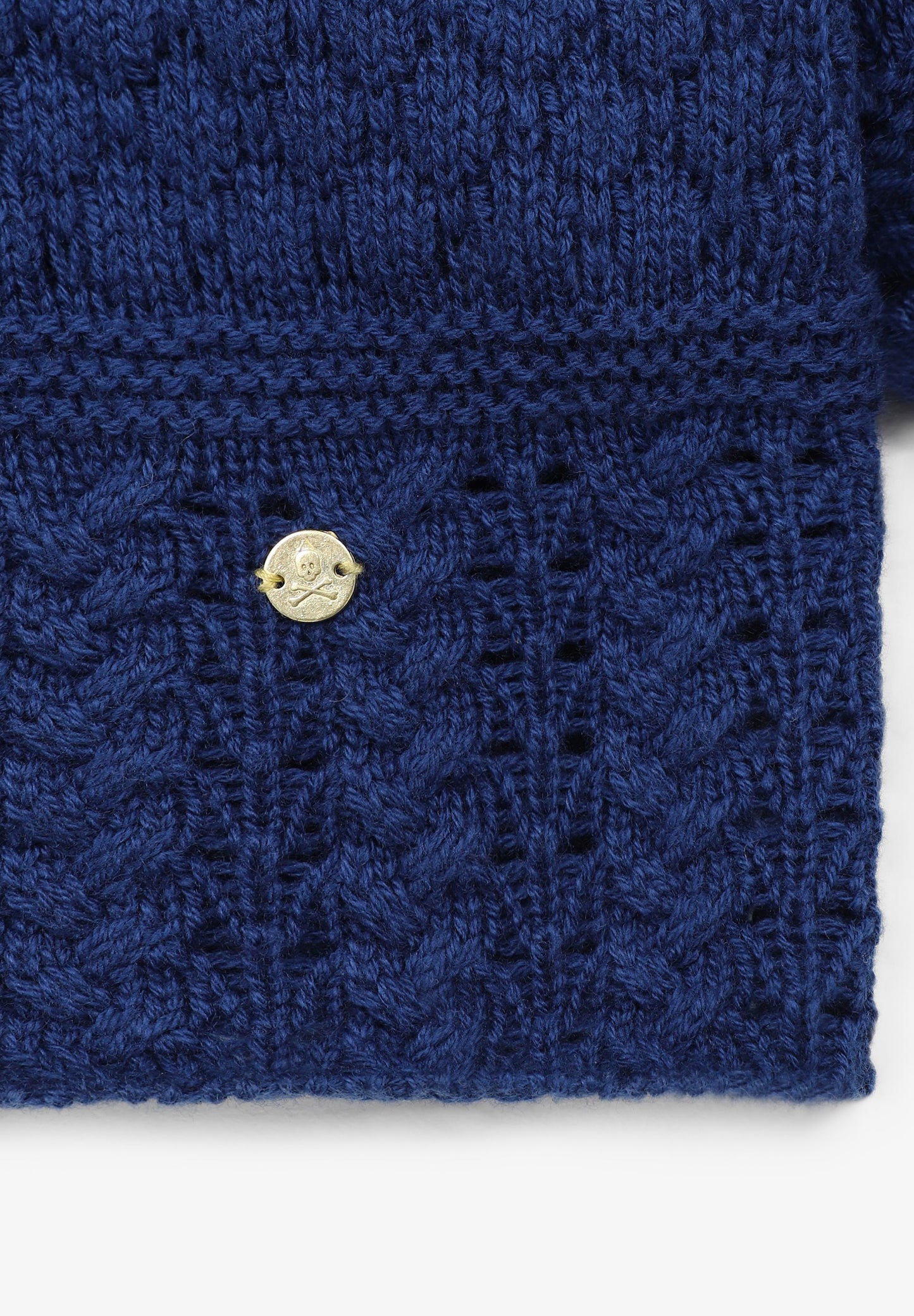 JERSEY CUELLO ALTO CALADOS