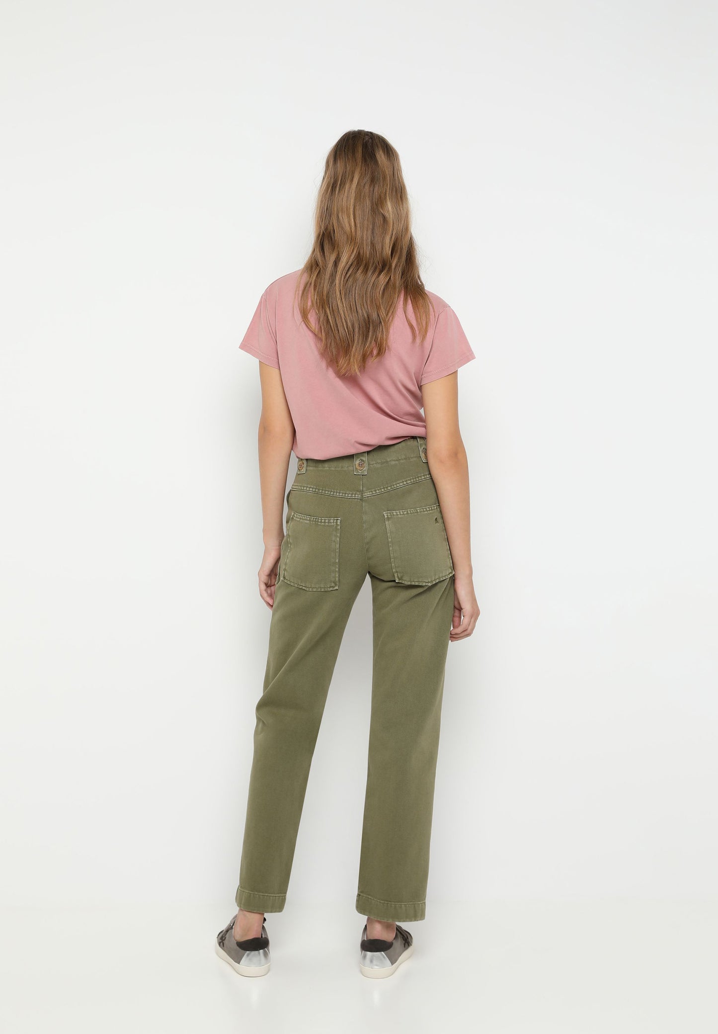 PANTALÓN RECTO BOLSILLOS