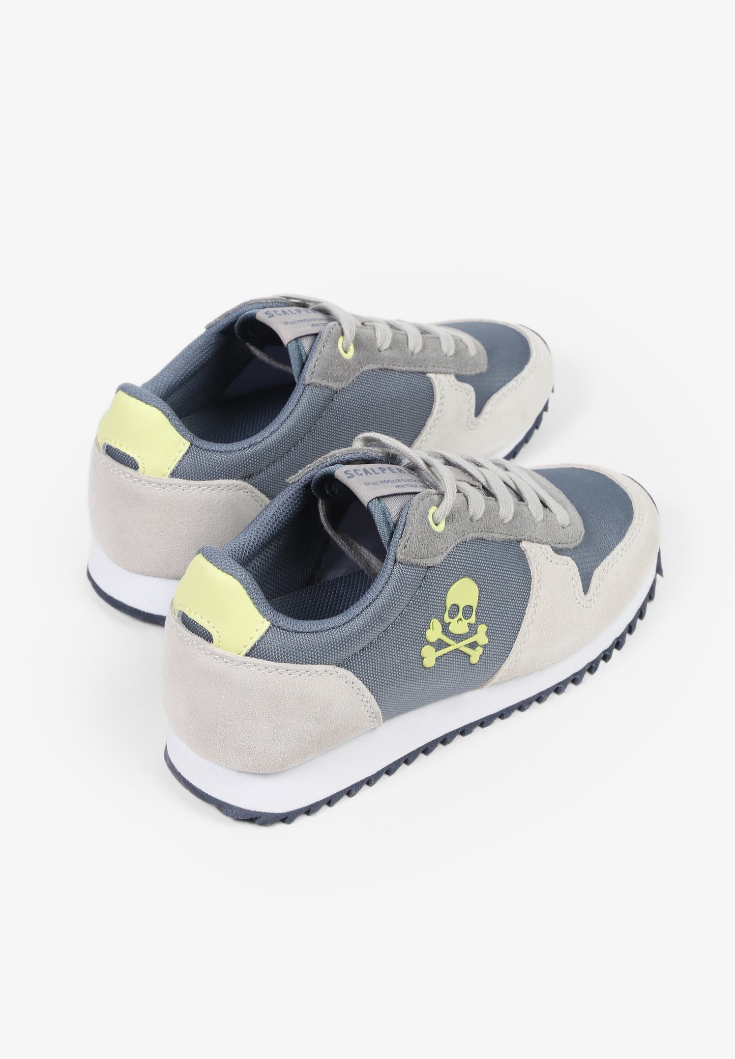 SNEAKERS CALAVERA INSIGNIA