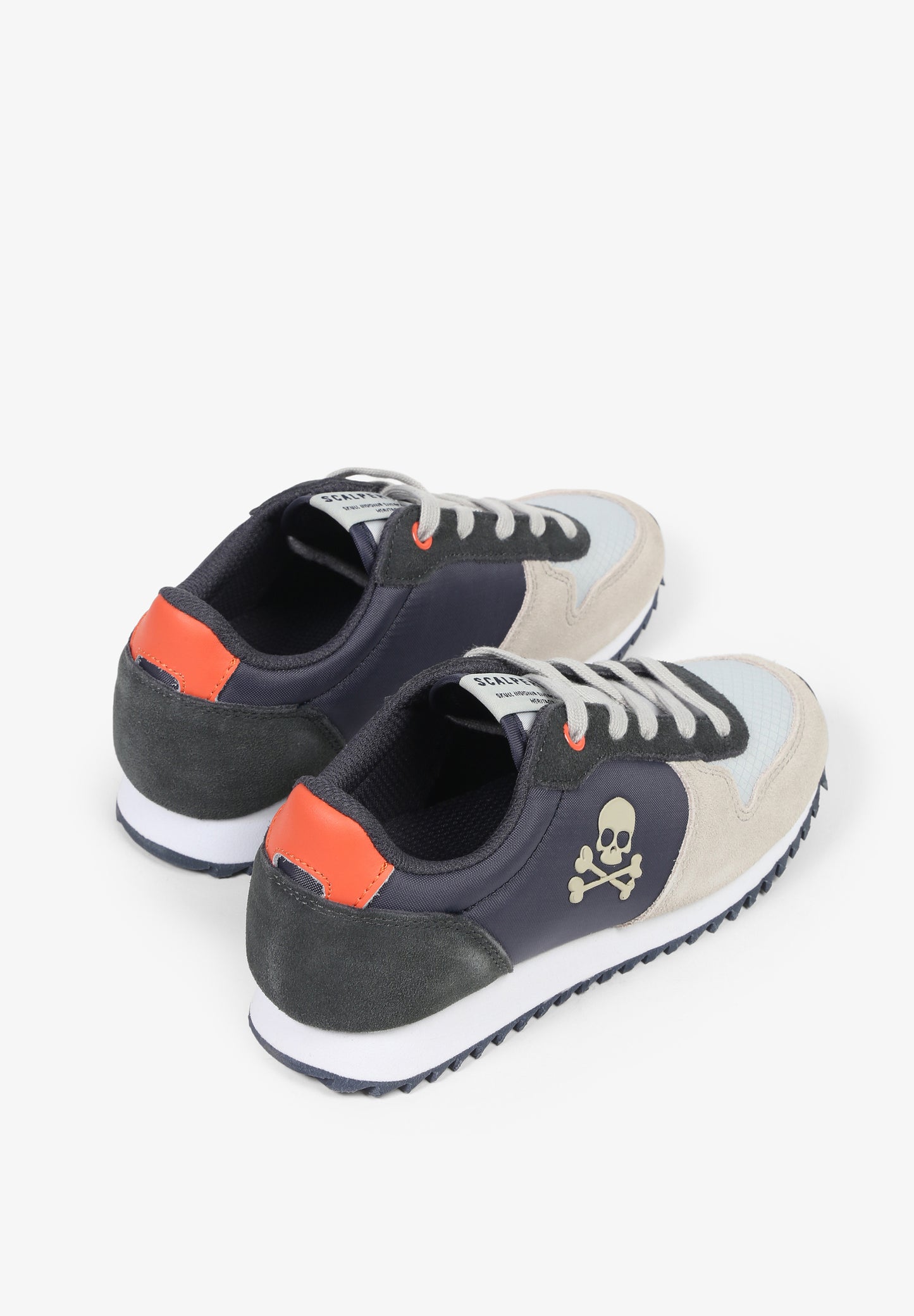 SNEAKERS CALAVERA INSIGNIA