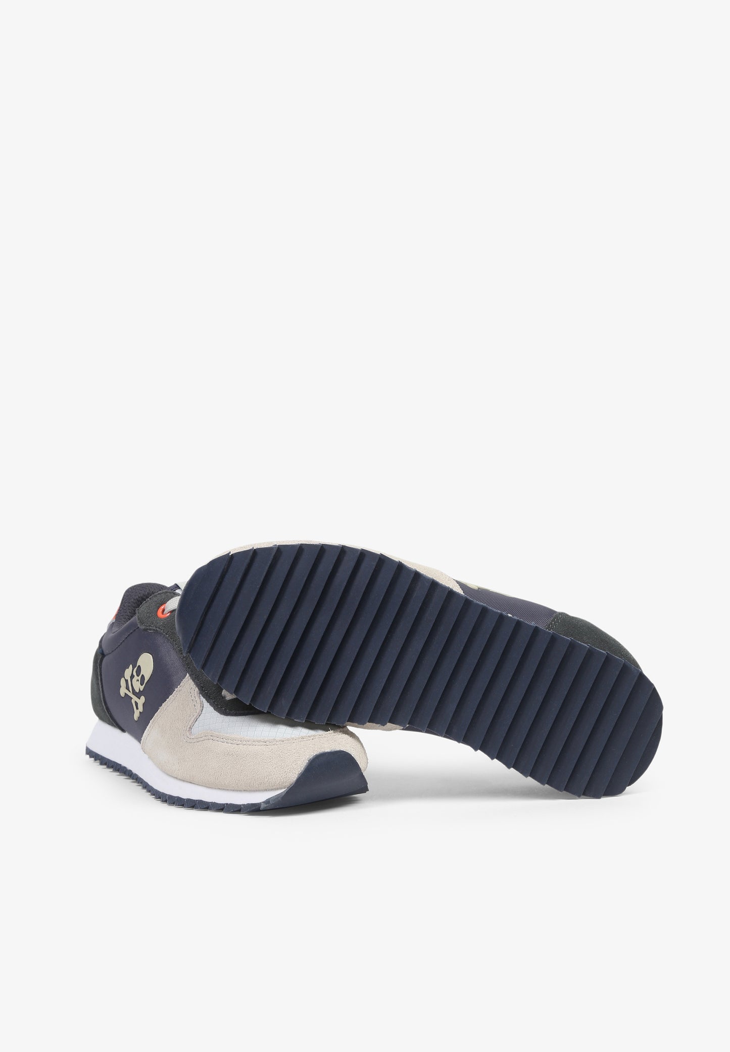 SNEAKERS CALAVERA INSIGNIA