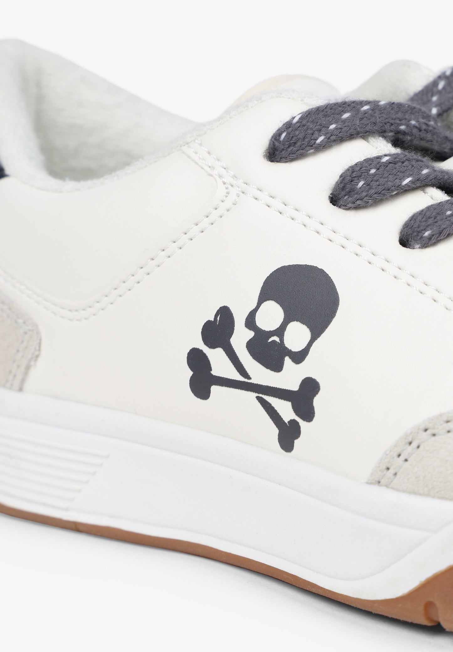 SNEAKERS SUELA GOMA DENTADA