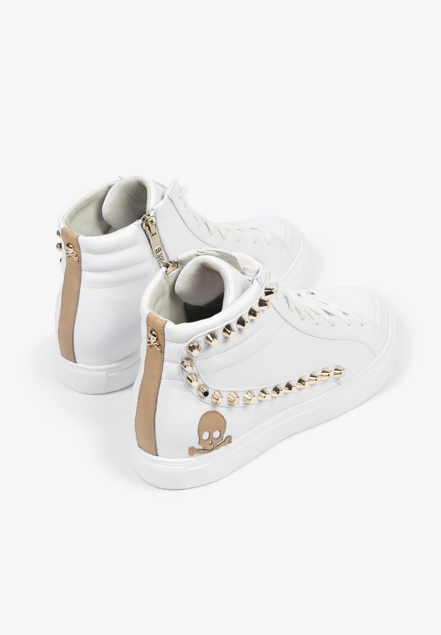 SNEAKERS BOTAS TACHAS