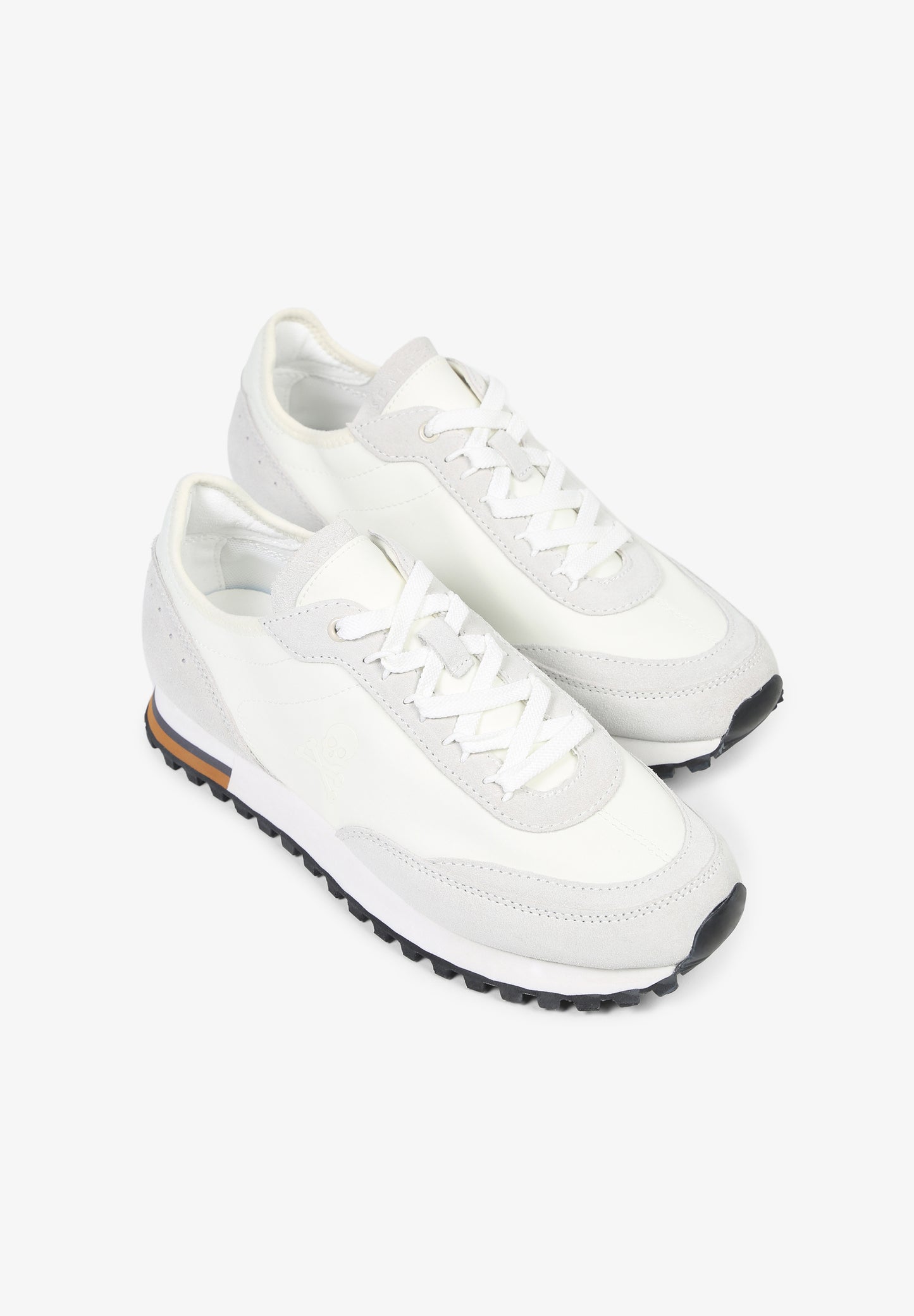 SNEAKERS LIGERAS DETALLE SUELA