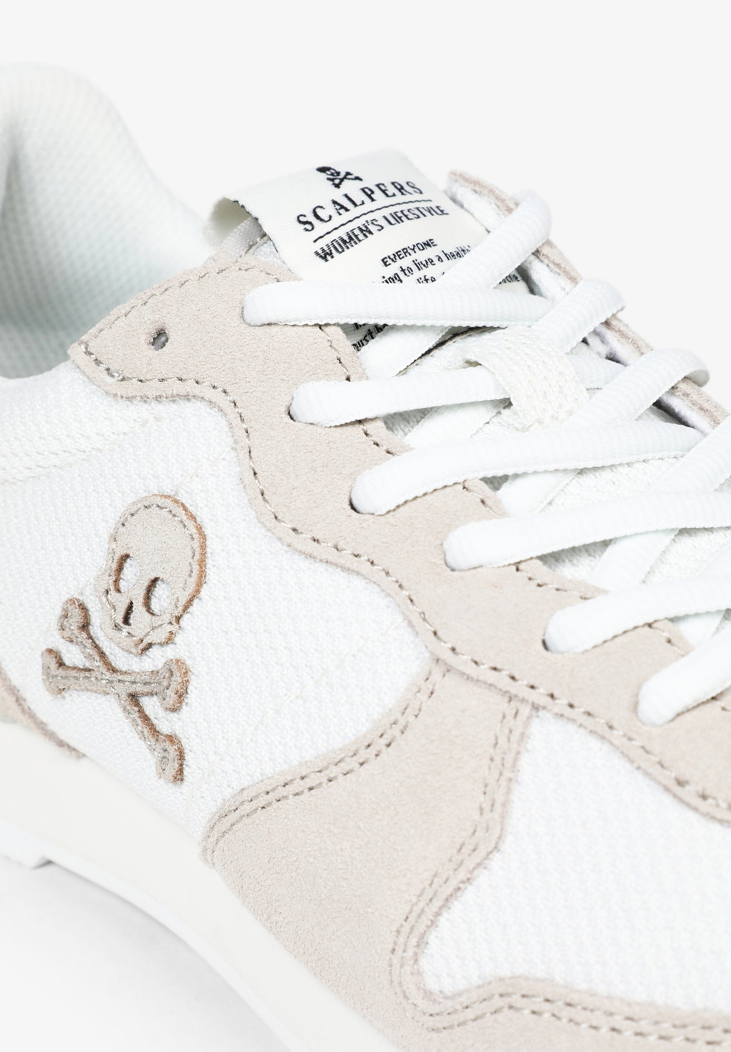 SNEAKERS CALAVERA INSIGNIA