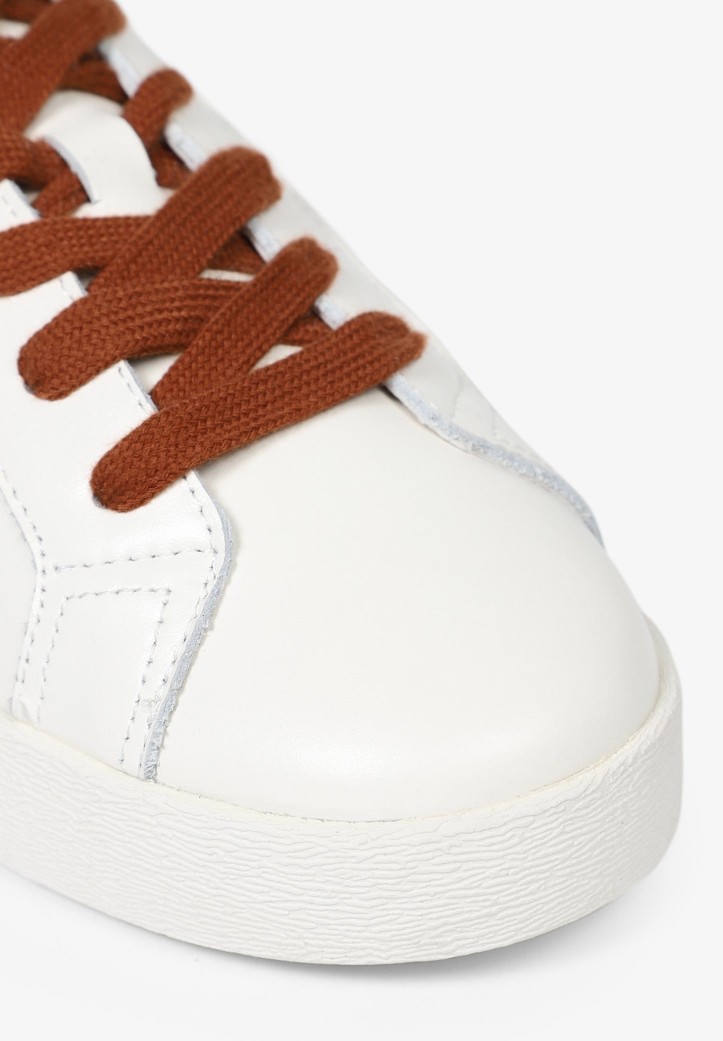 SNEAKERS BAJAS DETALLE LEOPARDO