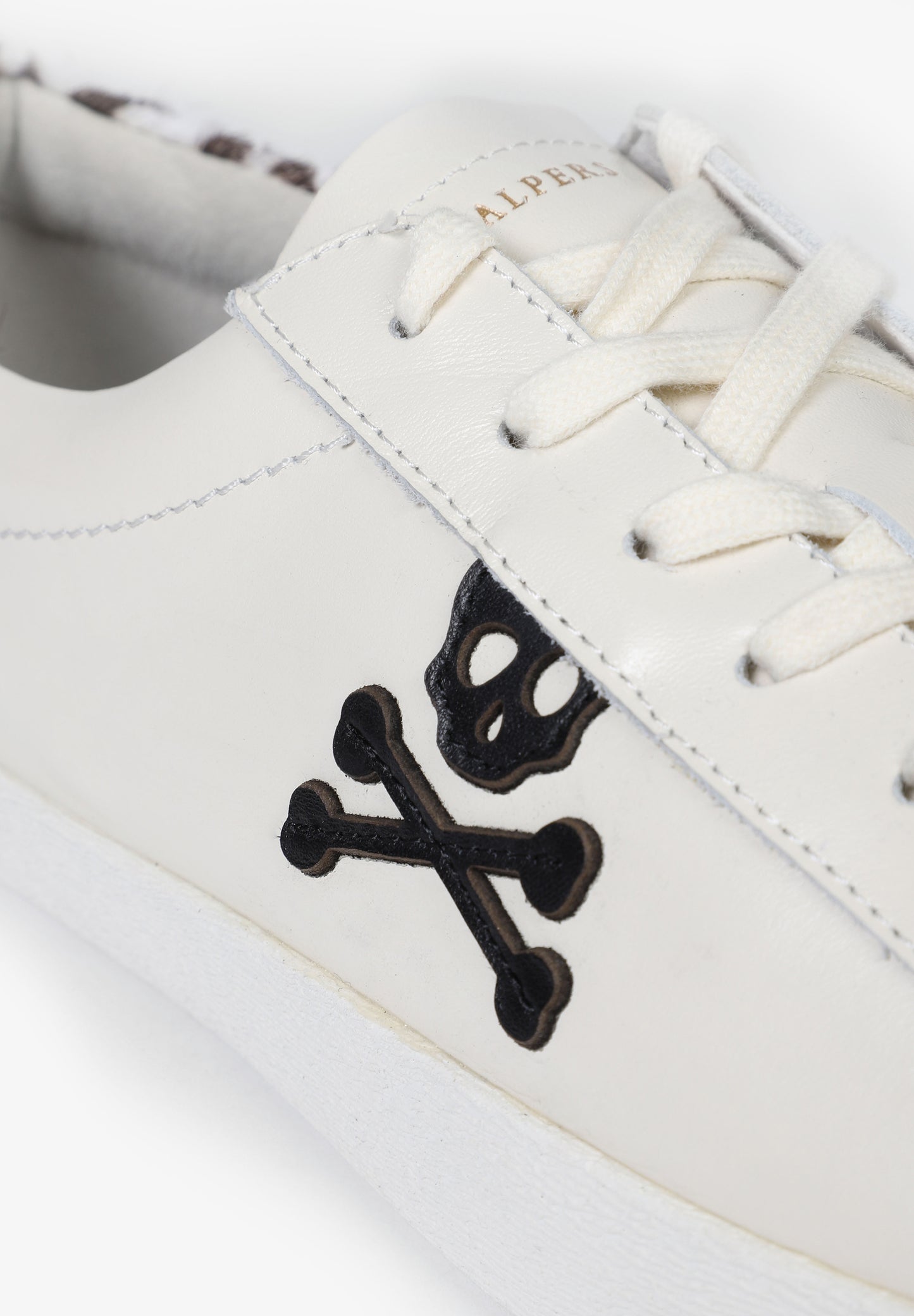 SNEAKERS BAJAS ANIMAL PRINT