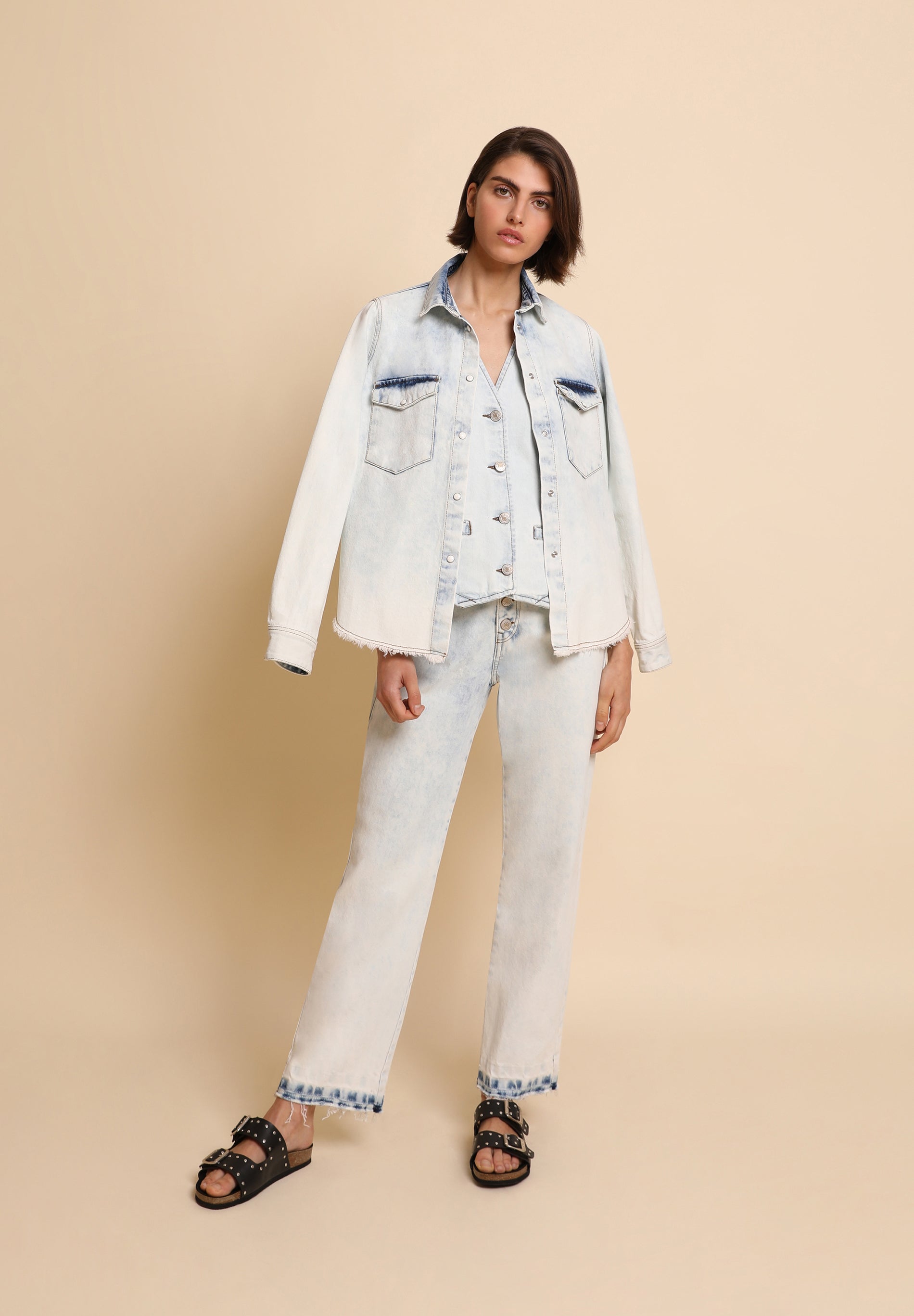 PANTALÓN DENIM LAVADO