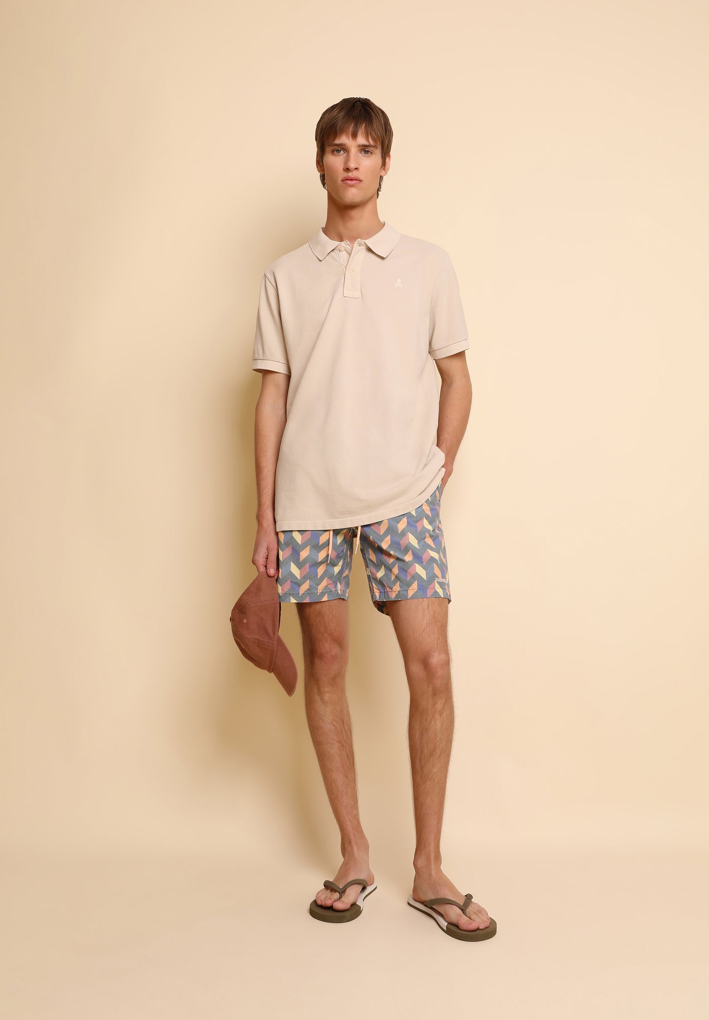 BAÑADOR MOTIVOS GEOMÉTRICOS COLORES