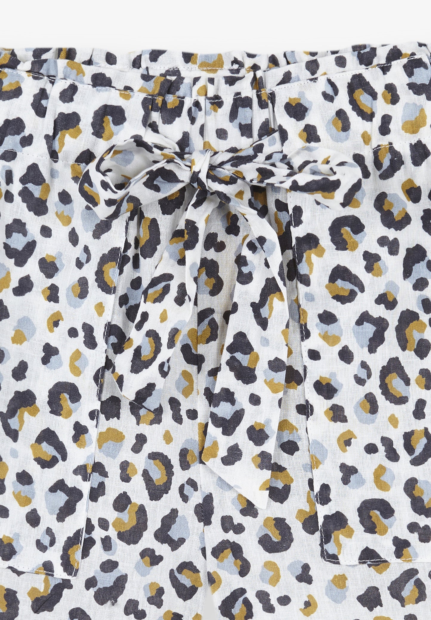 BERMUDAS FLUIDAS ANIMAL PRINT