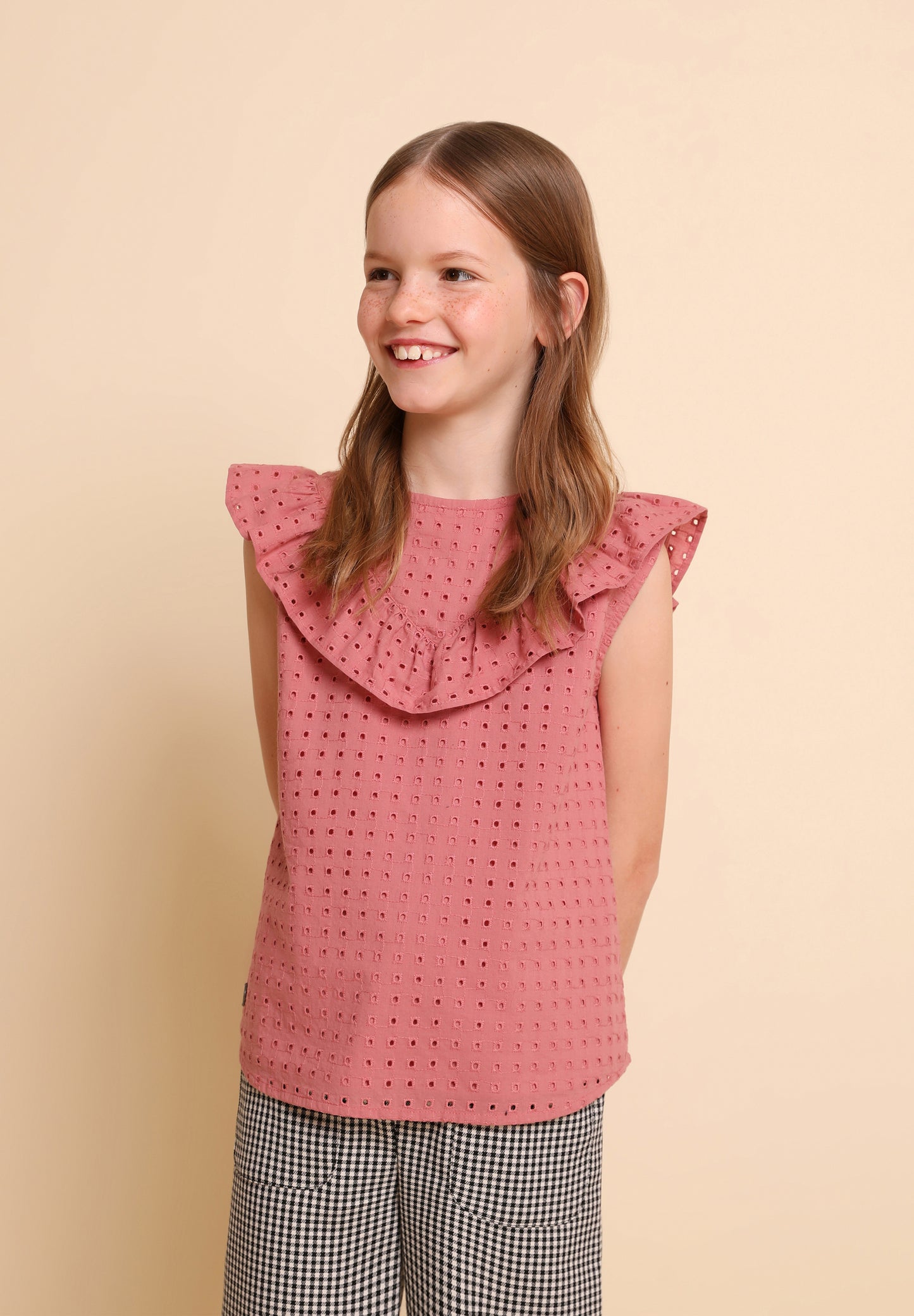 CAMISA VOLANTE PERFORADO