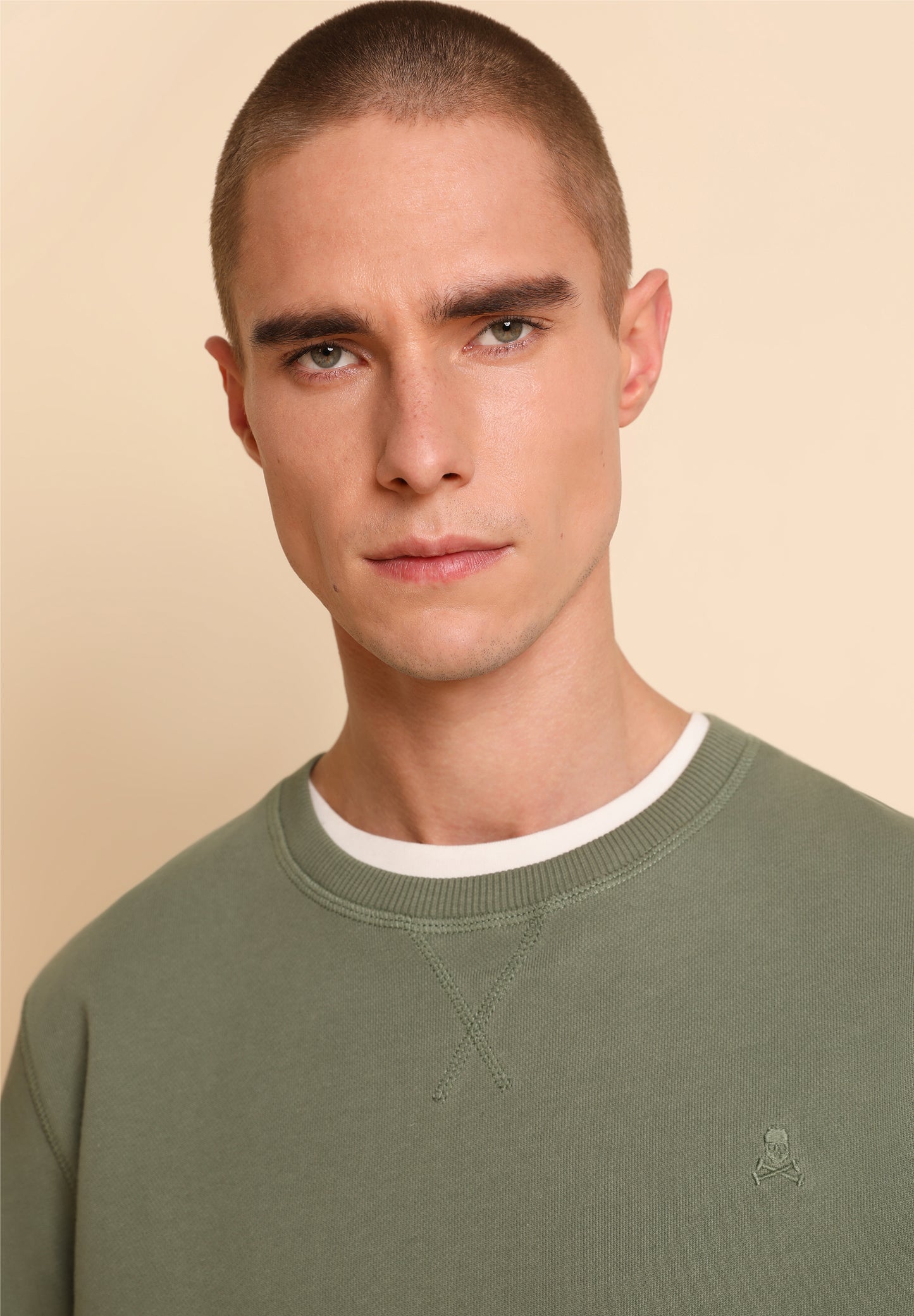 SUDADERA BÁSICA CALAVERA