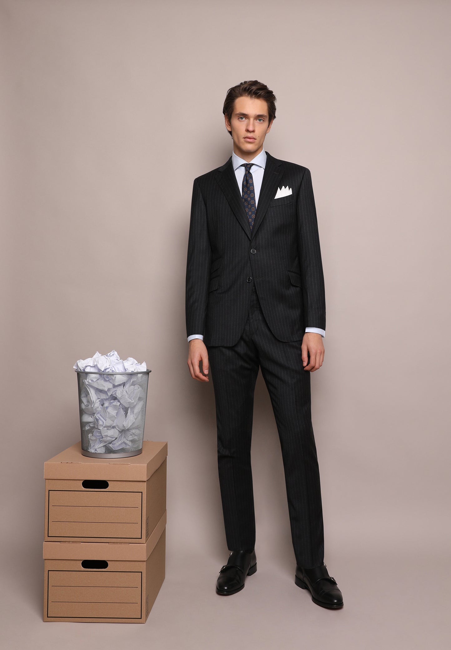 TRAJE RAYA DIPLOMÁTICA