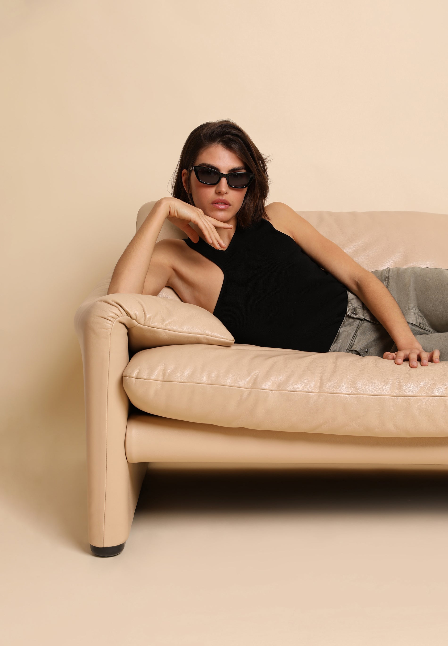 TOP PUNTO ASIMÉTRICO