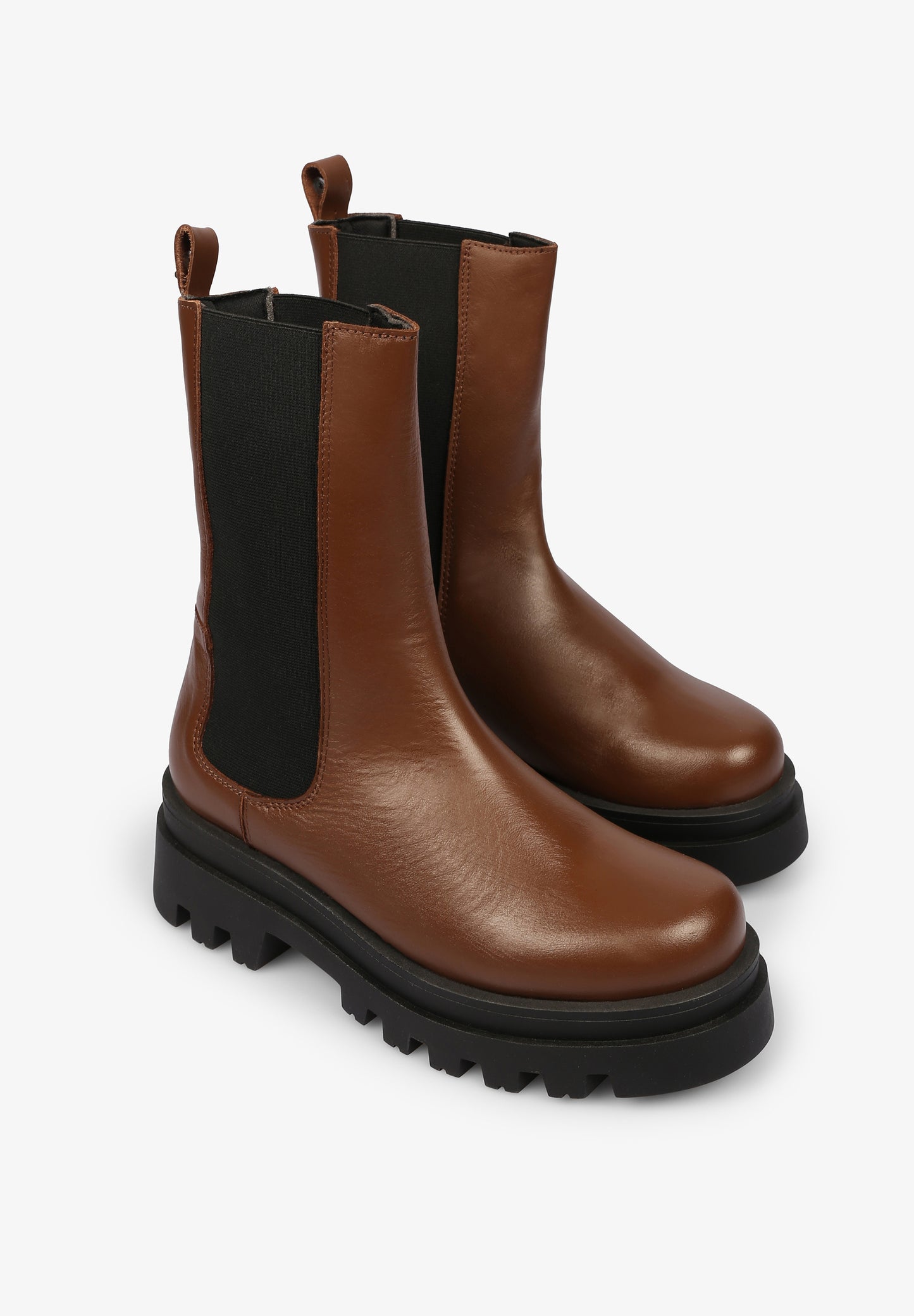 BOTAS CORTAS SUELA TRACK