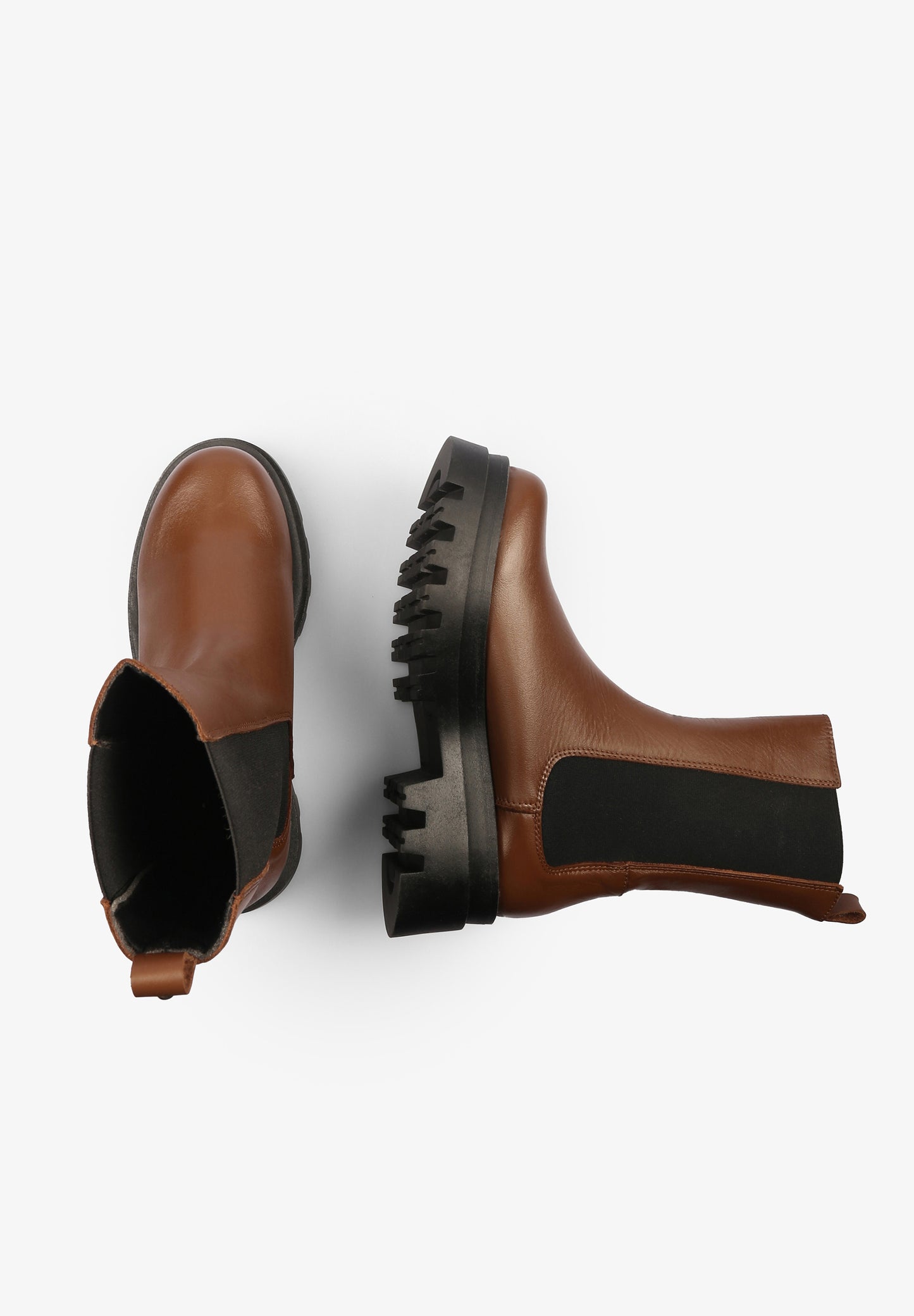 BOTAS CORTAS SUELA TRACK