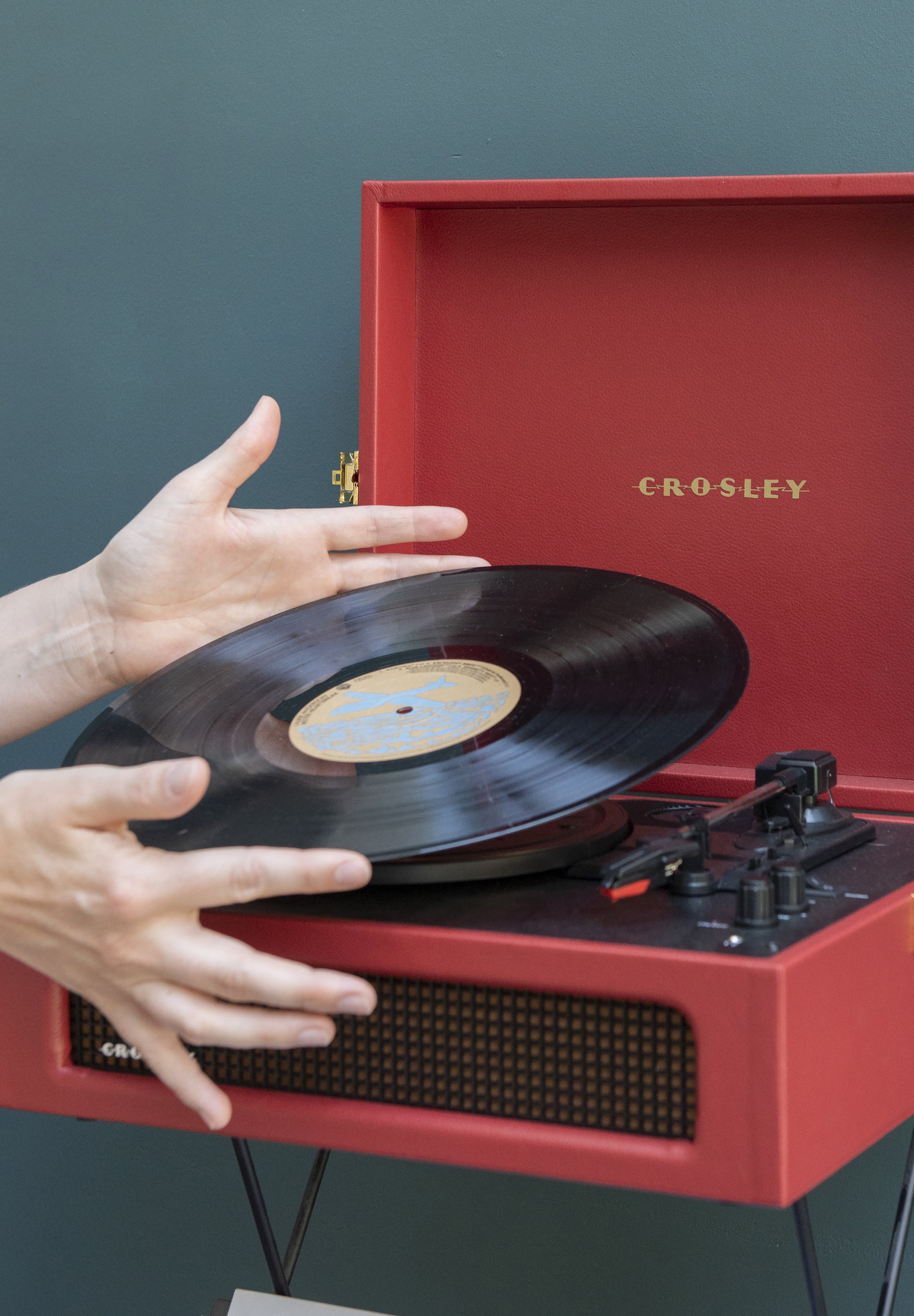 CROSLEY | TOCADISCOS VOYAGER - Scalpers