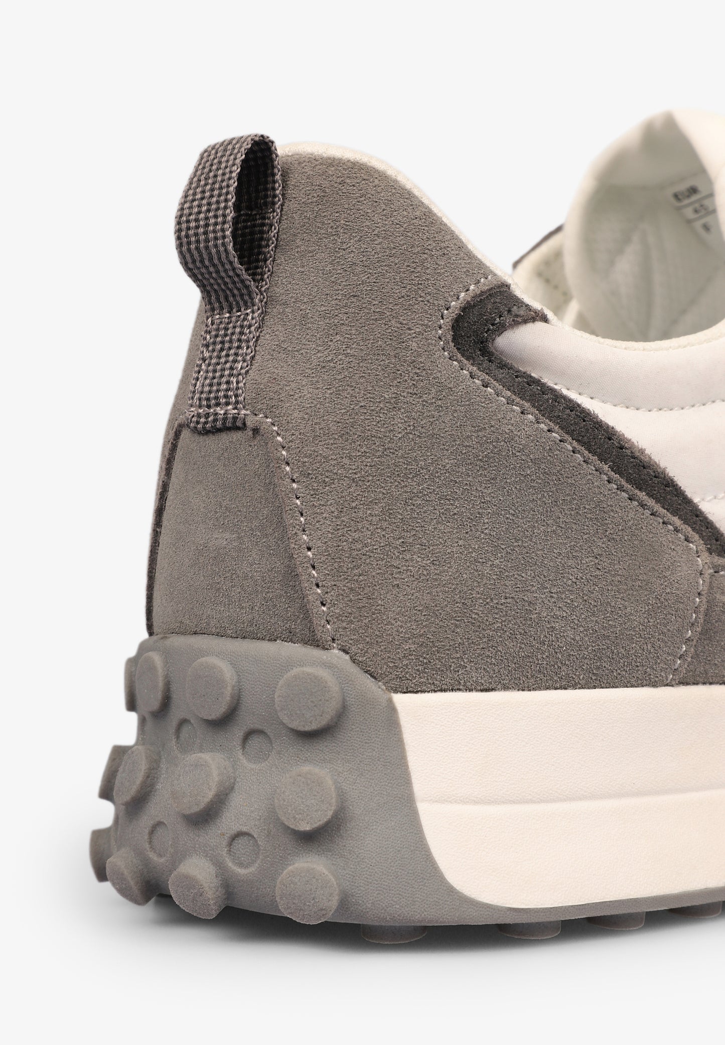 SNEAKERS CALAVERA SUELA CURVA