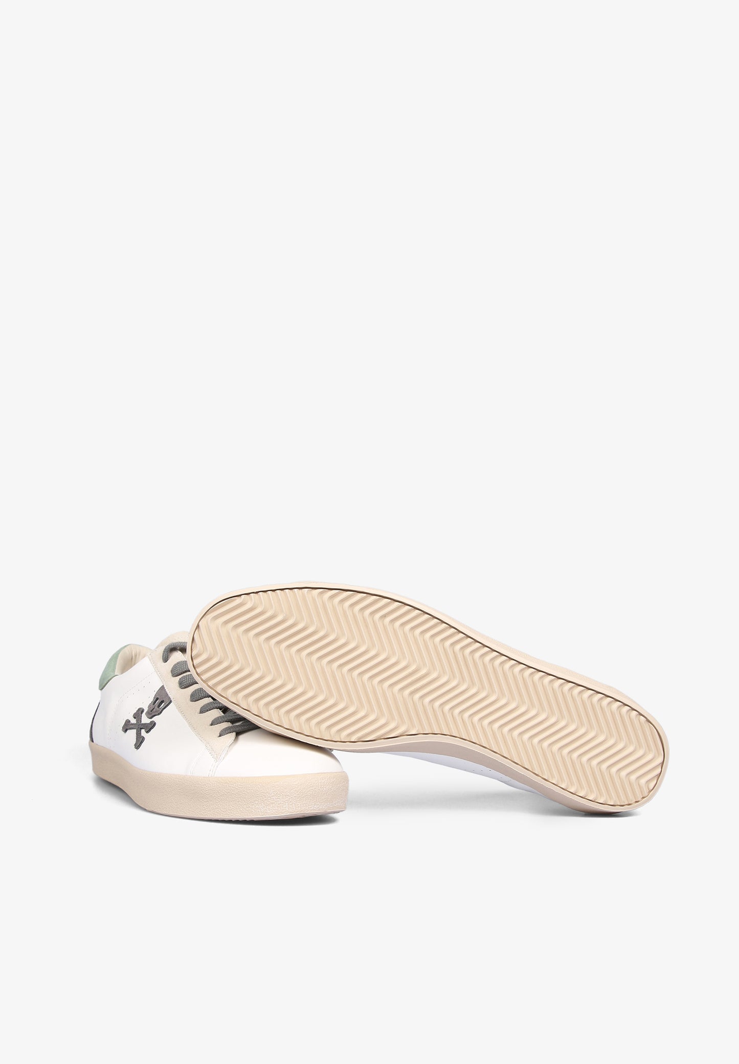 SNEAKERS BAJAS CALAVERA LATERAL