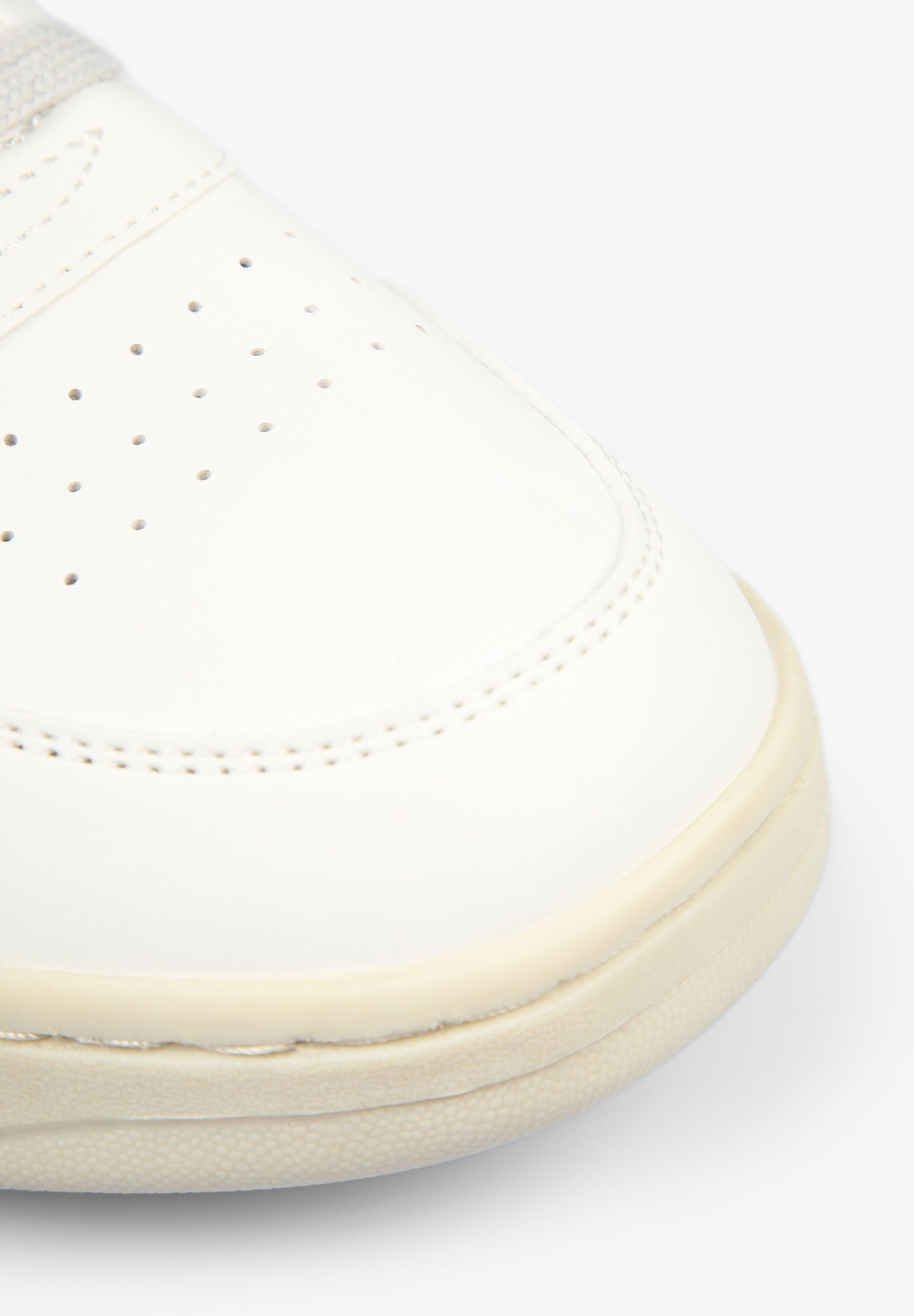 SNEAKERS TALÓN CONTRASTE