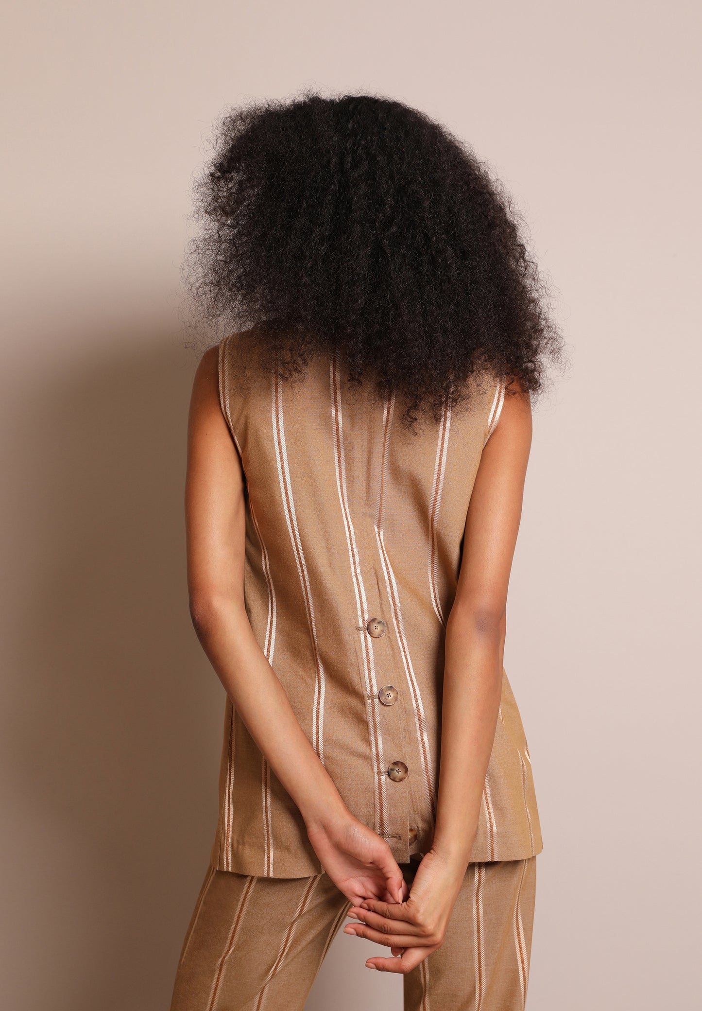 CHALECO RAYAS METALIZADAS