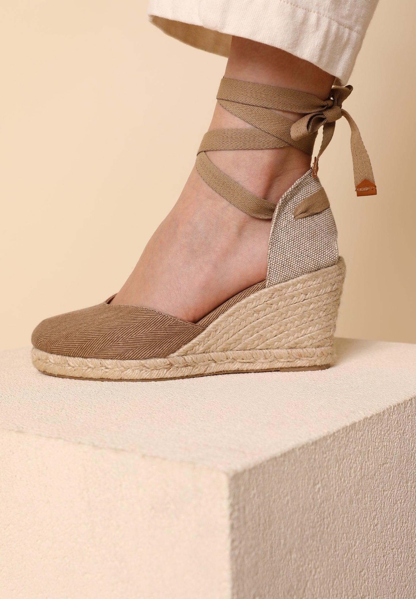 ALPARGATAS CUÑA TIRAS