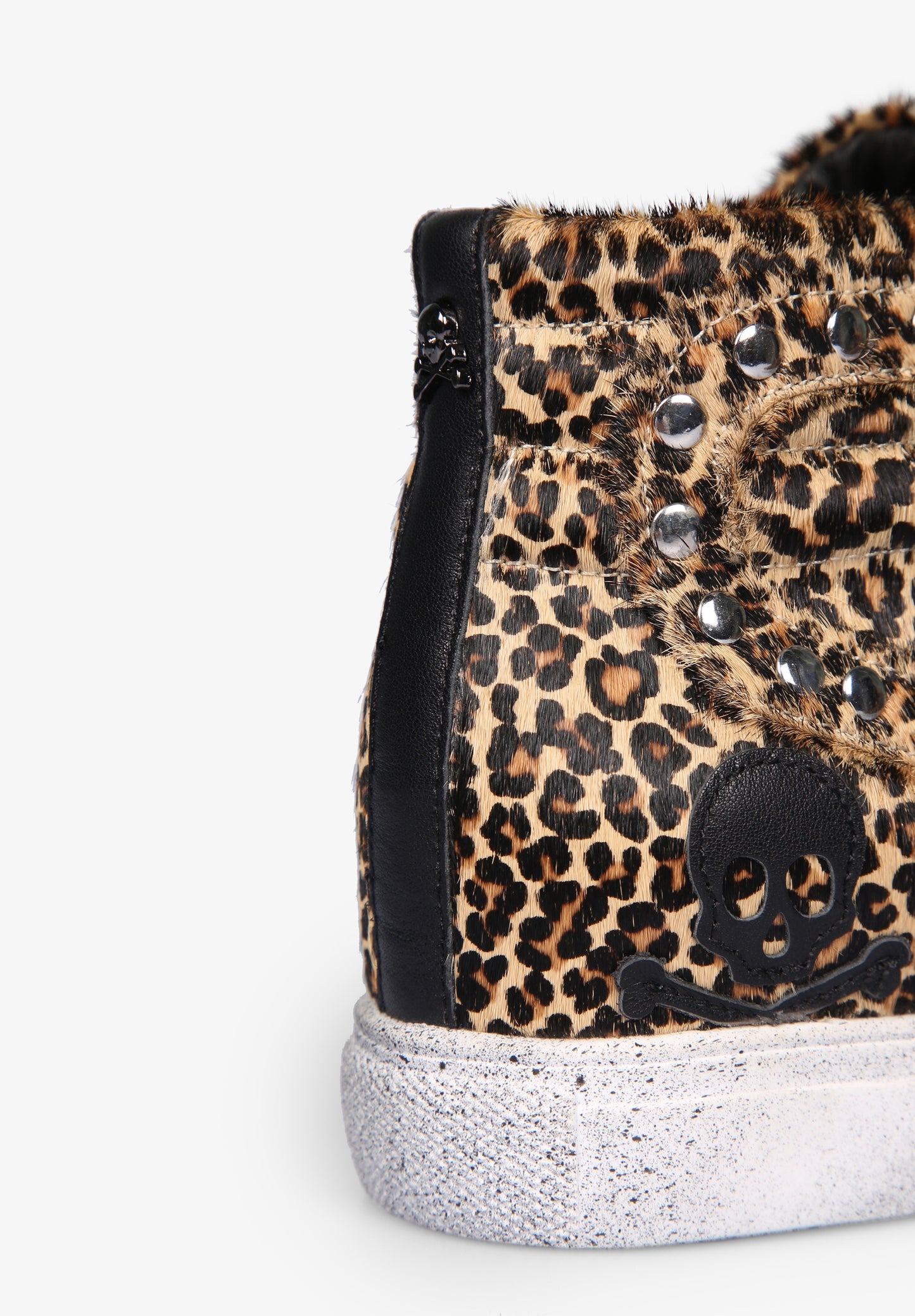 SNEAKERS BOTAS ANIMAL PRINT TACHAS