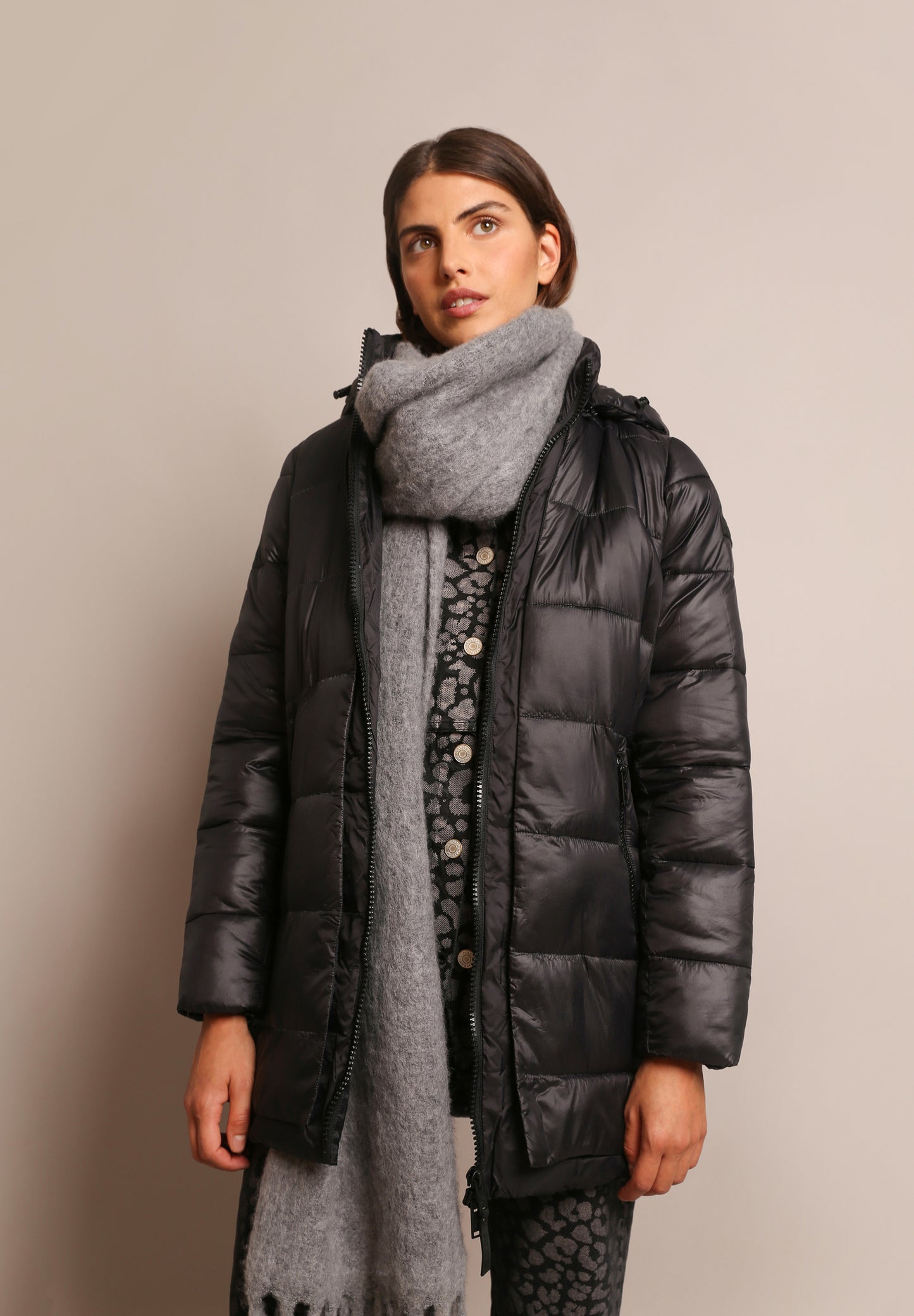 ABRIGO MIDI ACOLCHADO