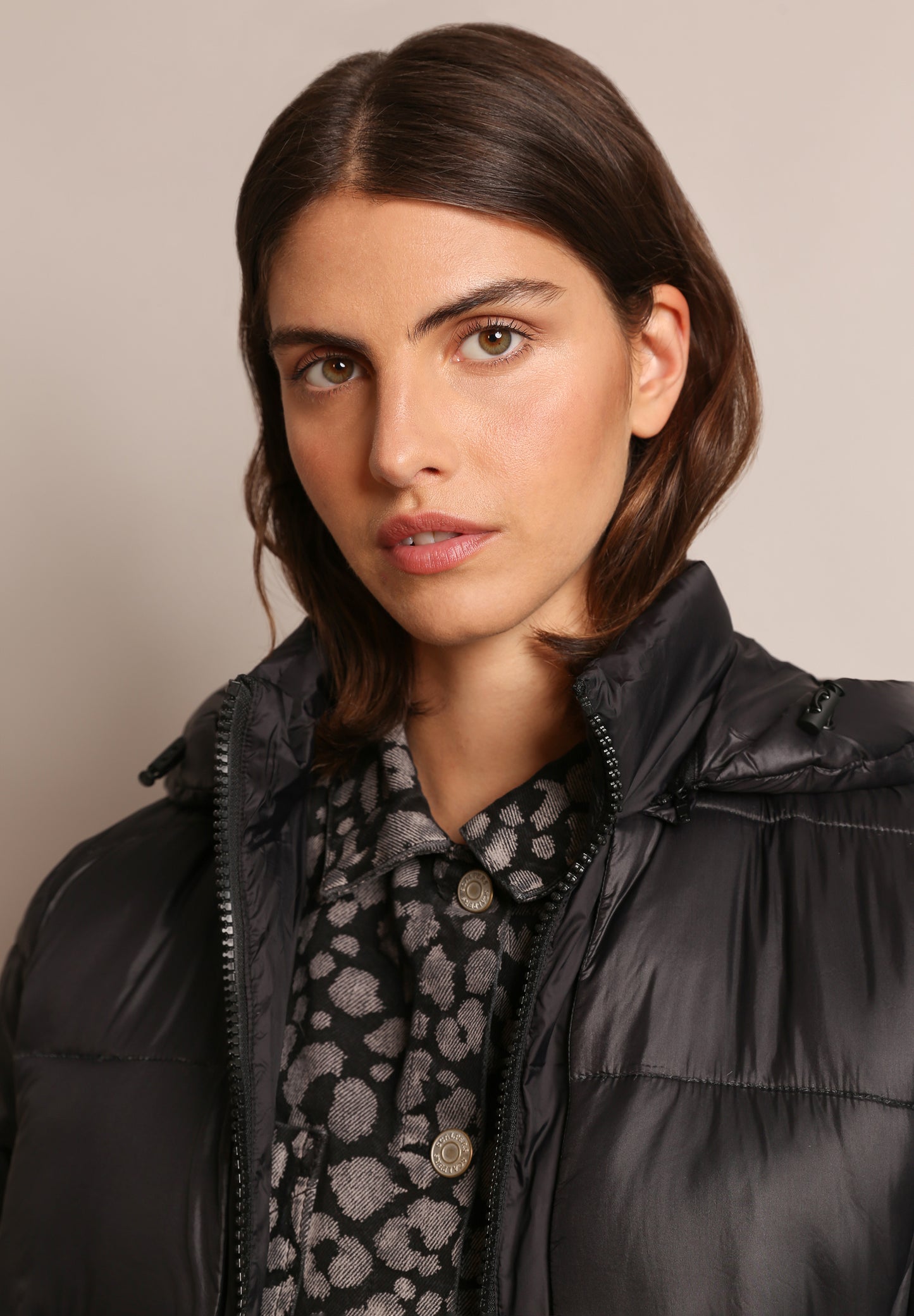 ABRIGO MIDI ACOLCHADO