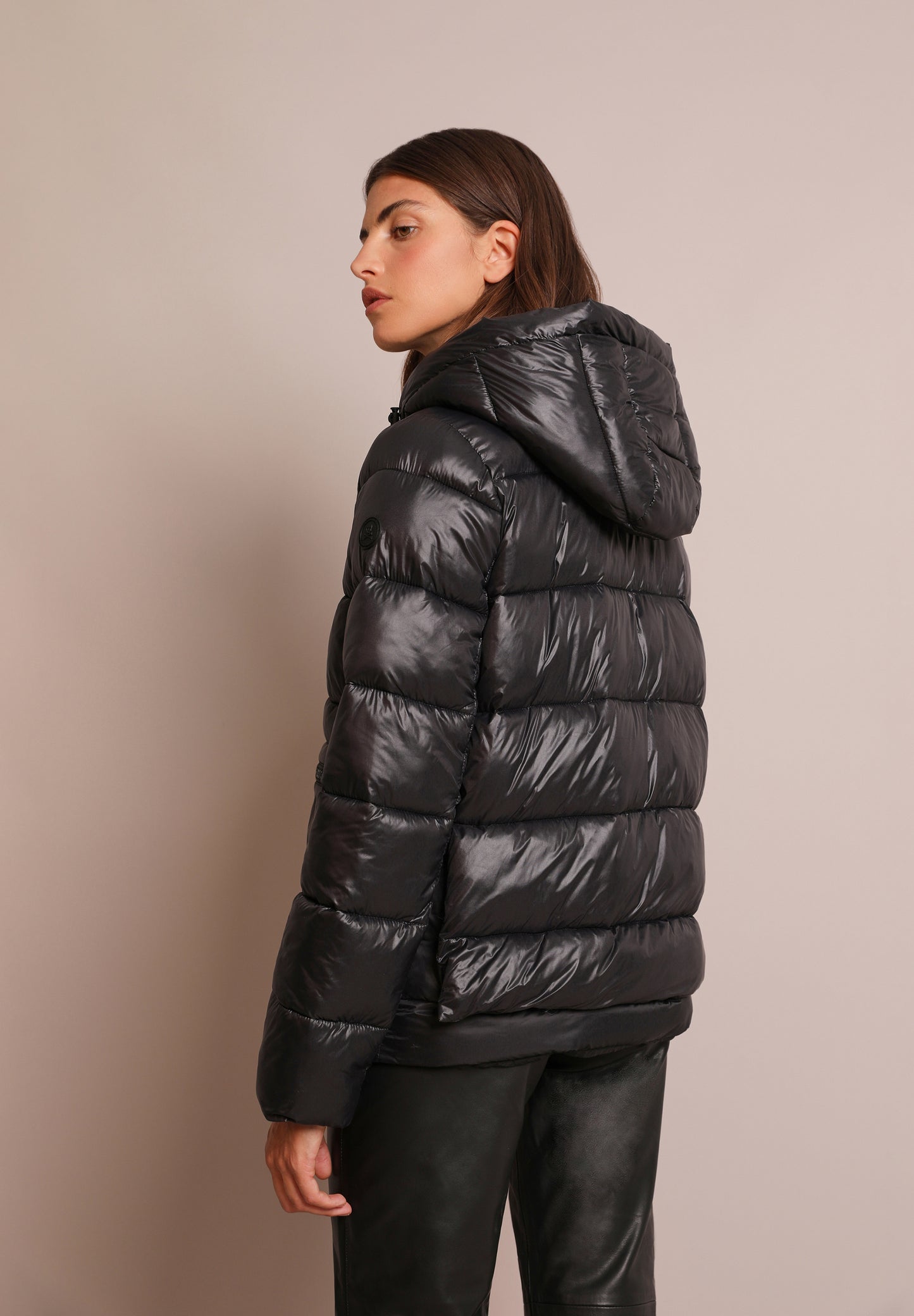 ABRIGO ACOLCHADO CORTO