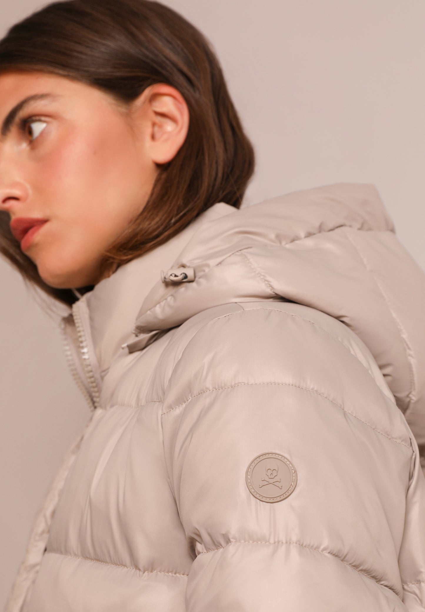 ABRIGO ACOLCHADO CORTO