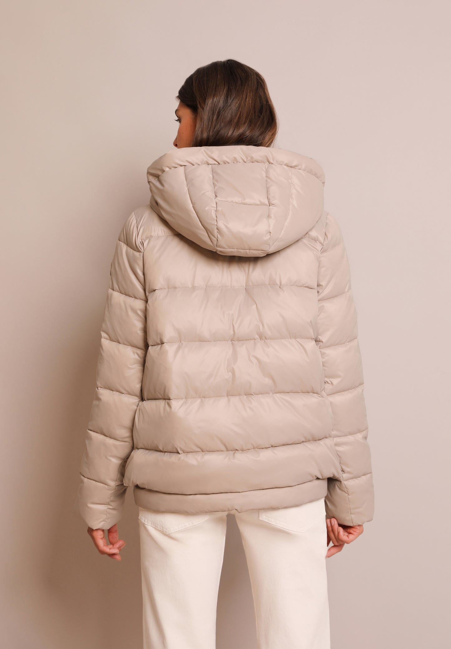 ABRIGO ACOLCHADO CORTO